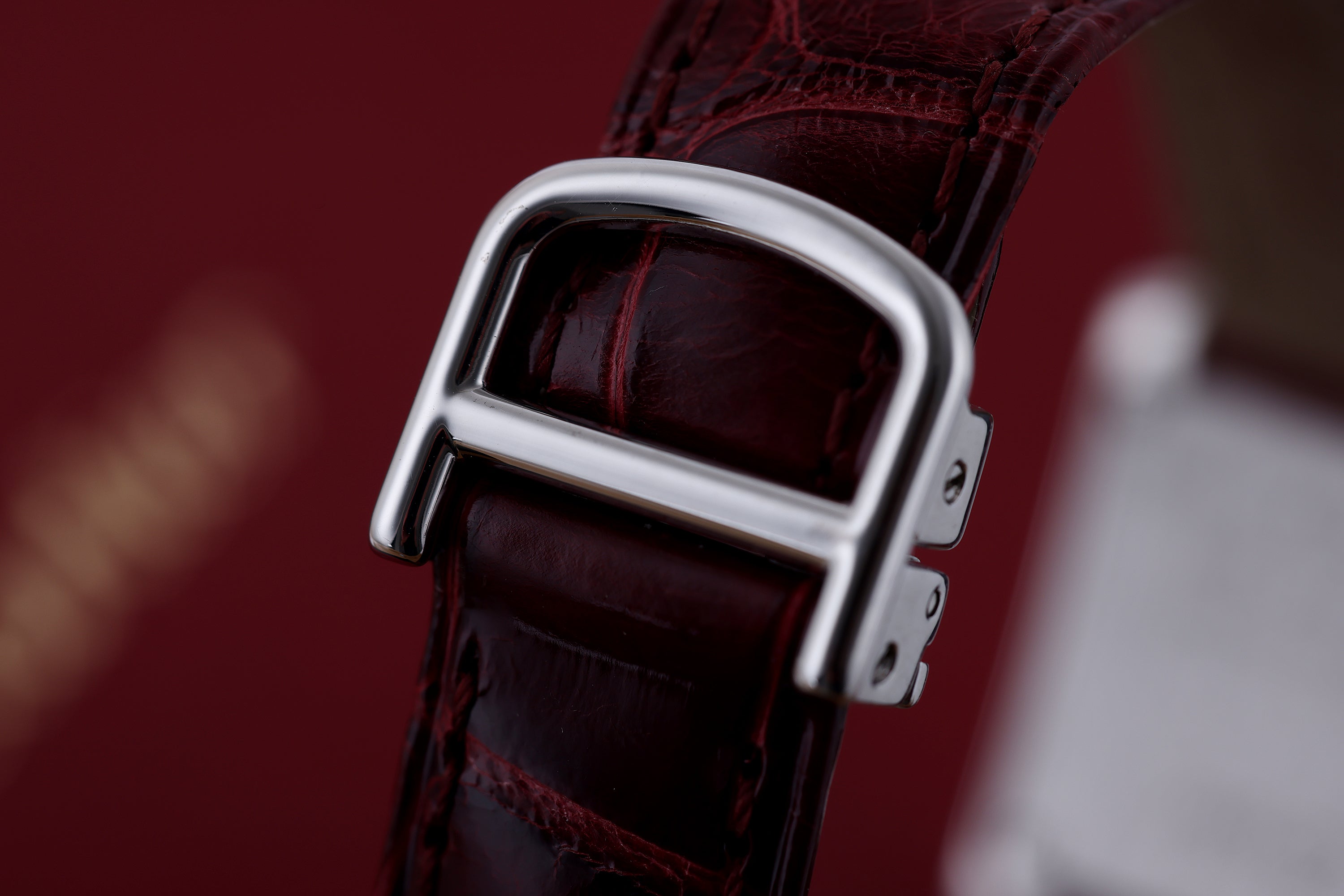 Cartier Tank Francaise | REF. 2403 | Diamond Bezel | 18k White Gold | 20mm | Quartz