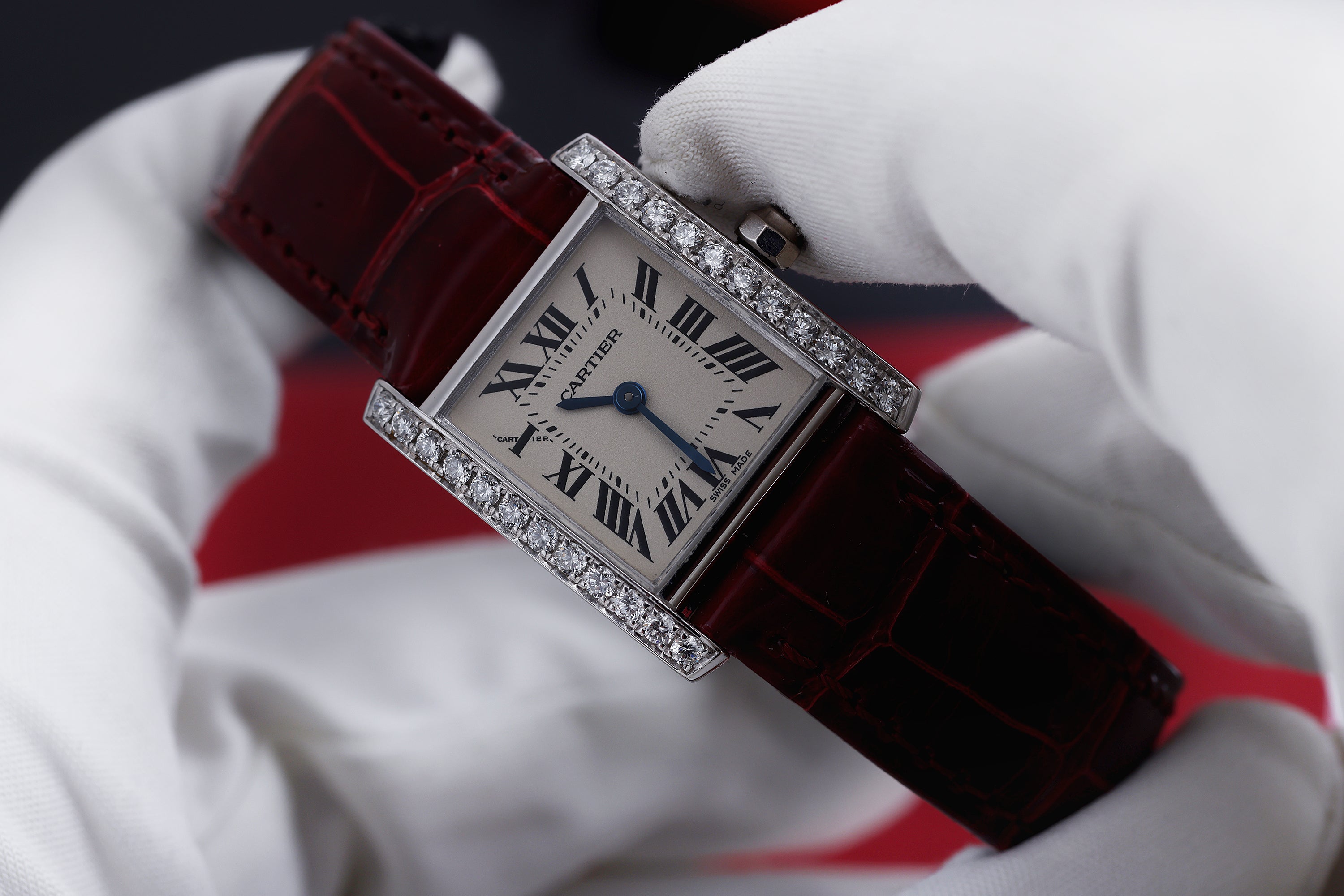 Cartier Tank Francaise | REF. 2403 | Diamond Bezel | 18k White Gold | 20mm | Quartz