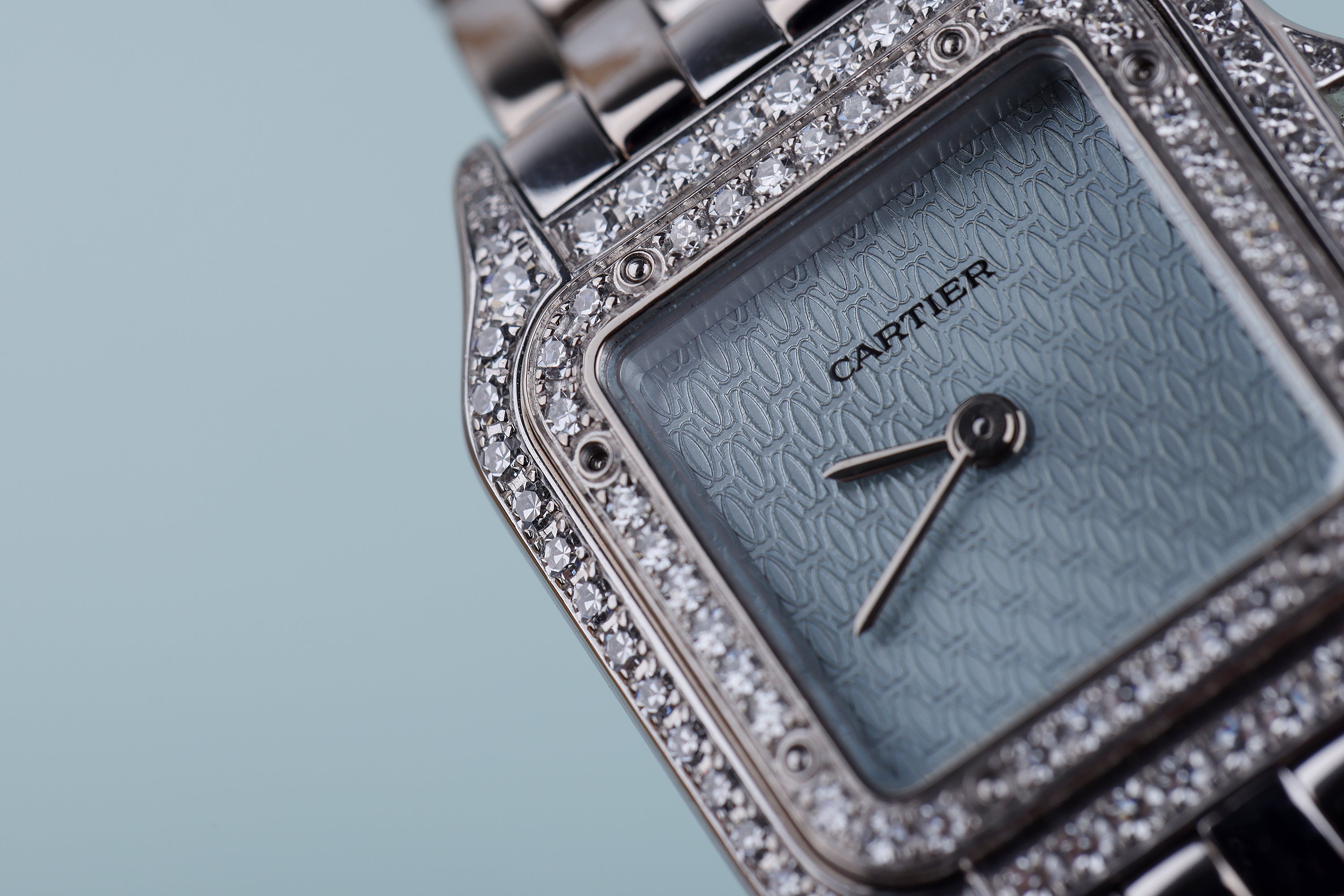 Cartier Panthere | REF. 1660 | Ice Blue Dial | Diamond Bezel, Case & Shoulders | 18k White Gold