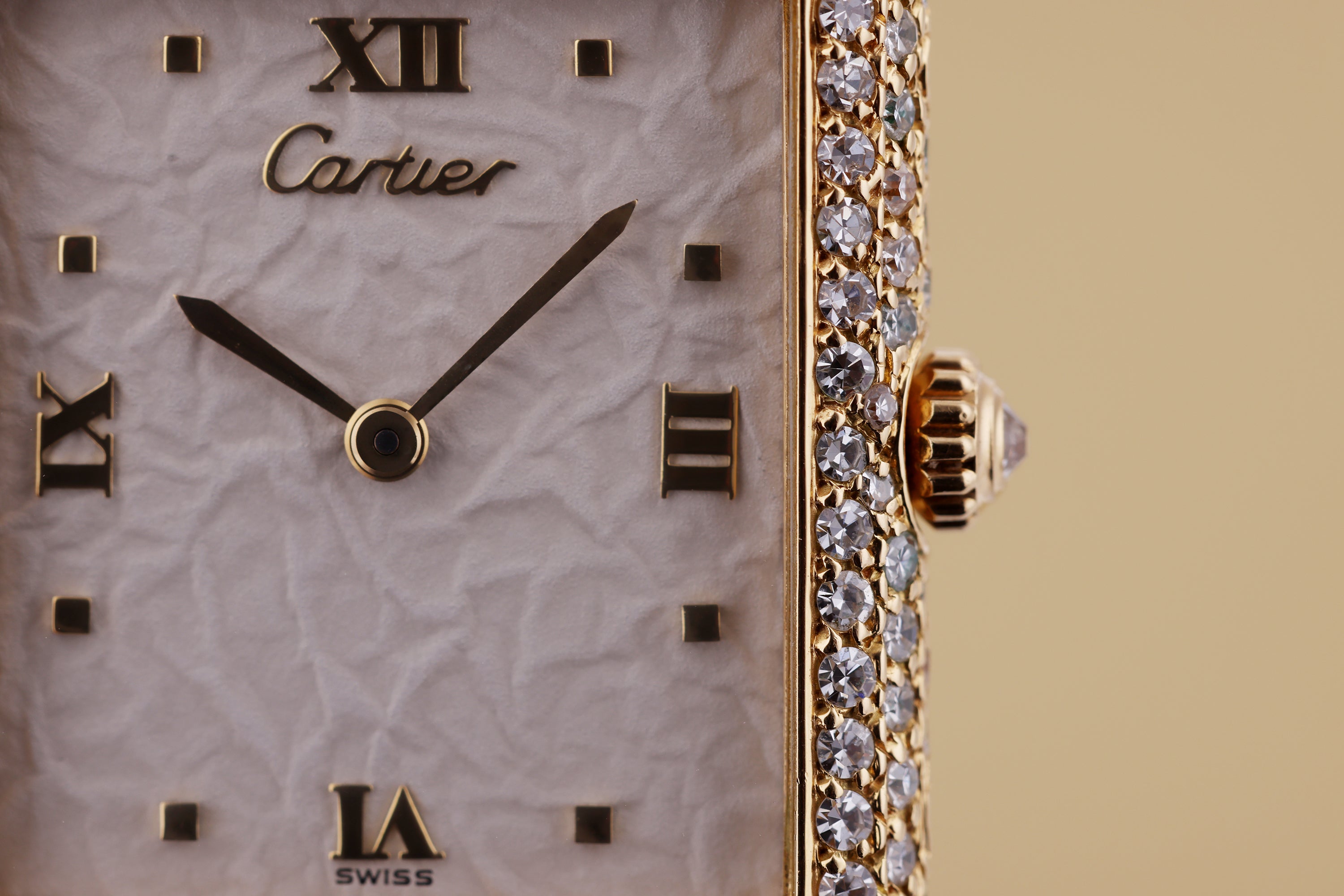 Rare Cartier Tank Louis | REF. 81086 | Unique Paper Textured 'Swiss' dial | 23mm | Diamond Bezel | 18k Yellow Gold | Quartz | Circa 1980s