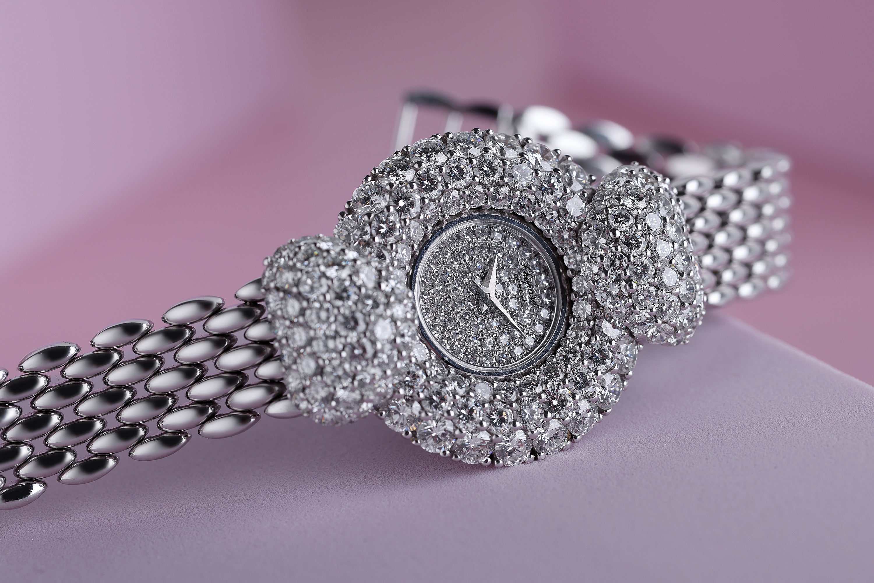 Chopard 1990's Ladies Watch | REF. 8501 | Pavé Diamond Dial, Bezel and Heart-Shaped lugs | 18k White Gold