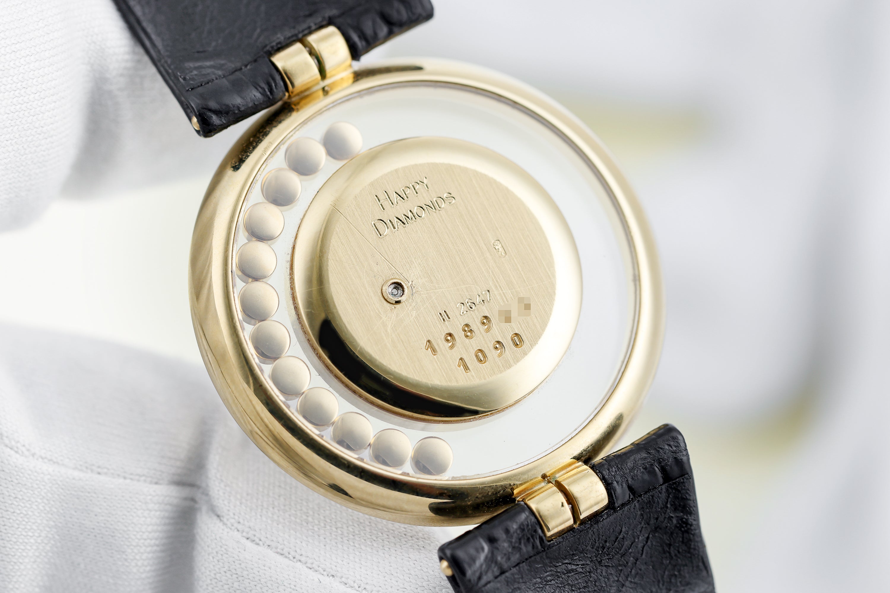 Chopard Happy Diamonds | REF. 2647 | 12 Floating Diamonds | Diamond Bezel | 18k Yellow Gold | 32mm