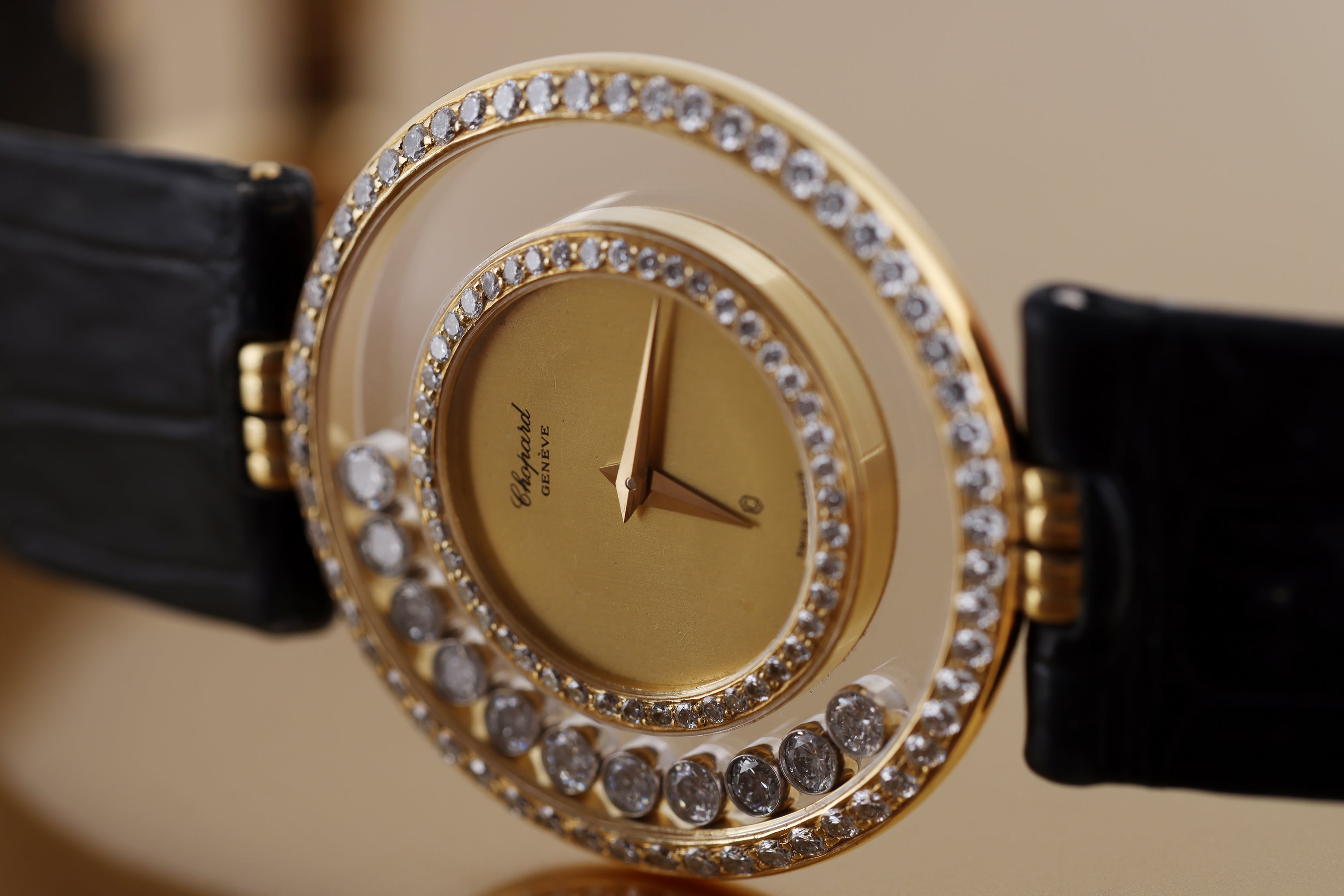 Chopard Happy Diamonds Watch | REF. 21/2646 | 11 Brilliant Round Floating Diamonds | Diamond Bezel | 18k Yellow Gold | 31mm