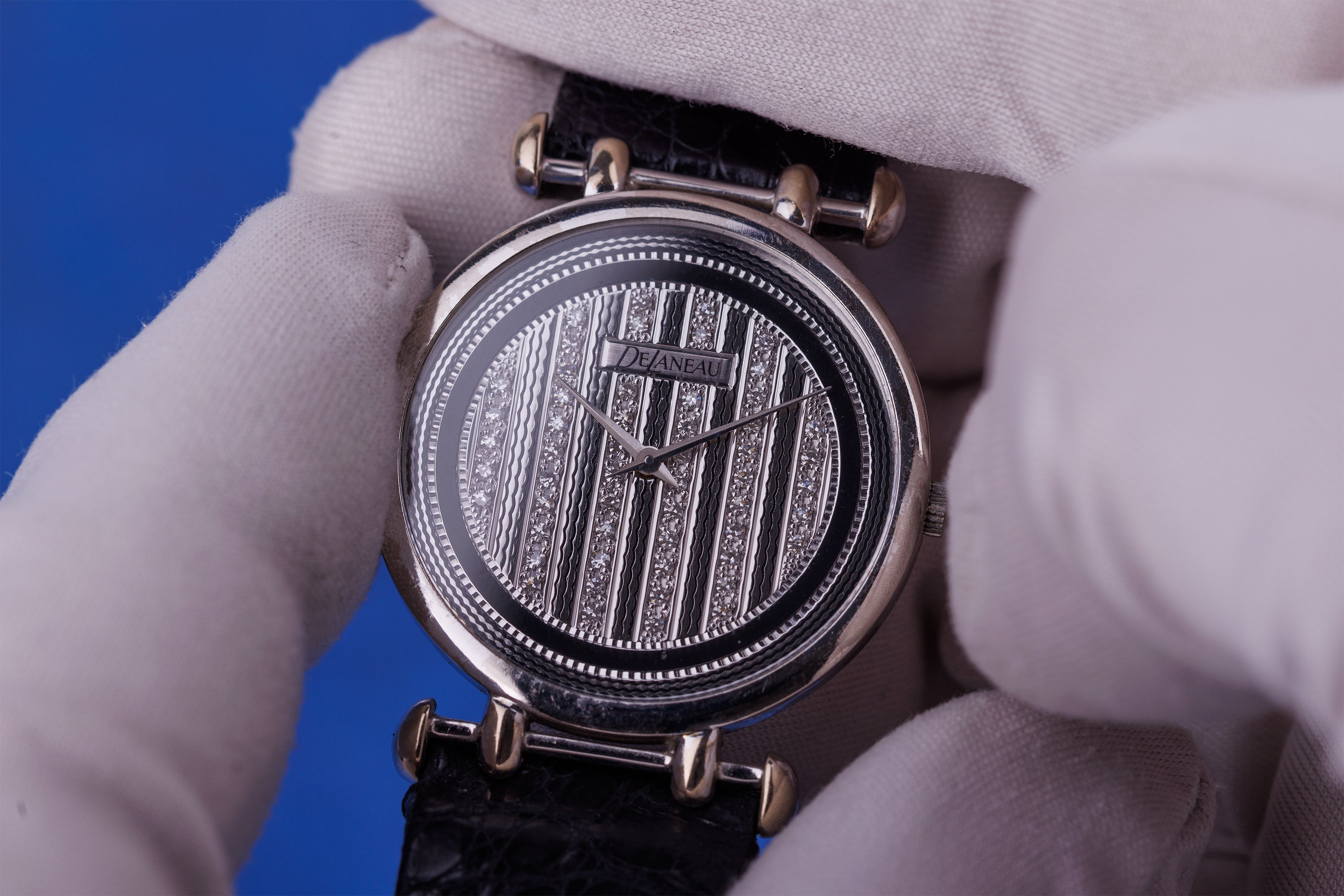 DeLaneau Vintage Ladies Watch | Pavé Diamond & Gold Engraved Dial | 18k White Gold | Quartz | 30mm | 1990s