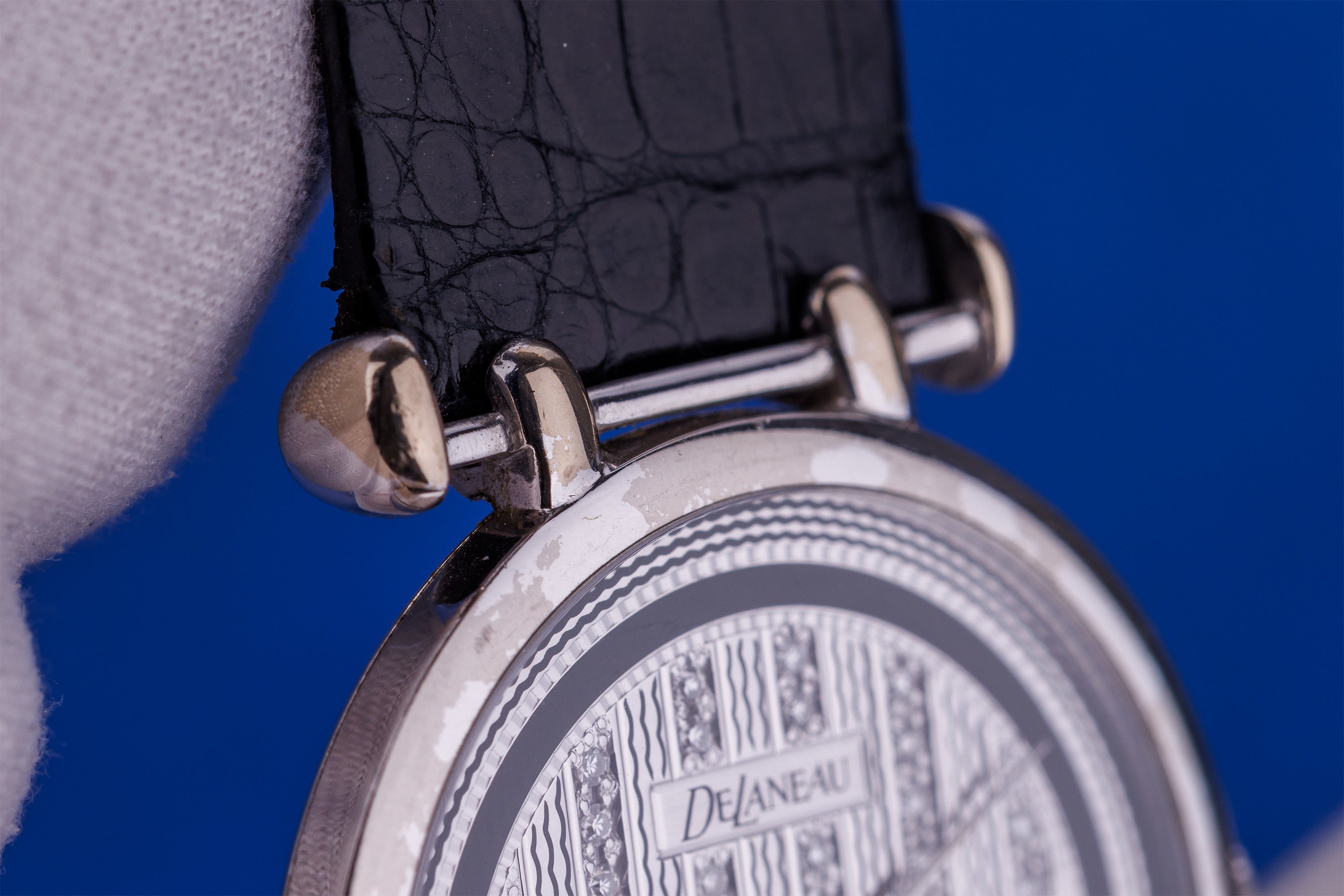 DeLaneau Vintage Ladies Watch | Pavé Diamond & Gold Engraved Dial | 18k White Gold | Quartz | 30mm | 1990s