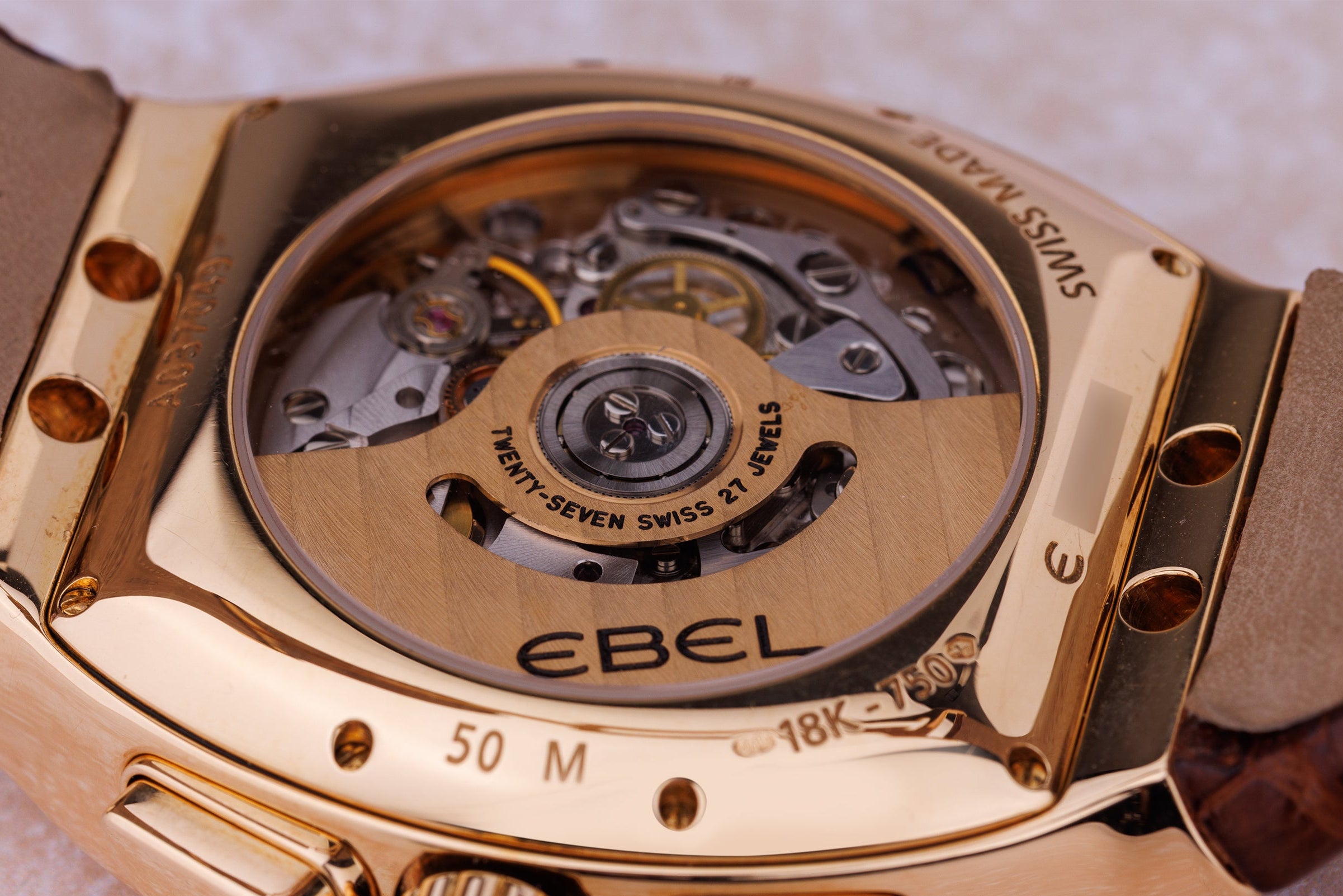 Ebel Chronograph 'Ebelissimo' | REF. 5139G41 | Silvered Dial | Automatic | 40mm | 18k Yellow Gold | 2010s