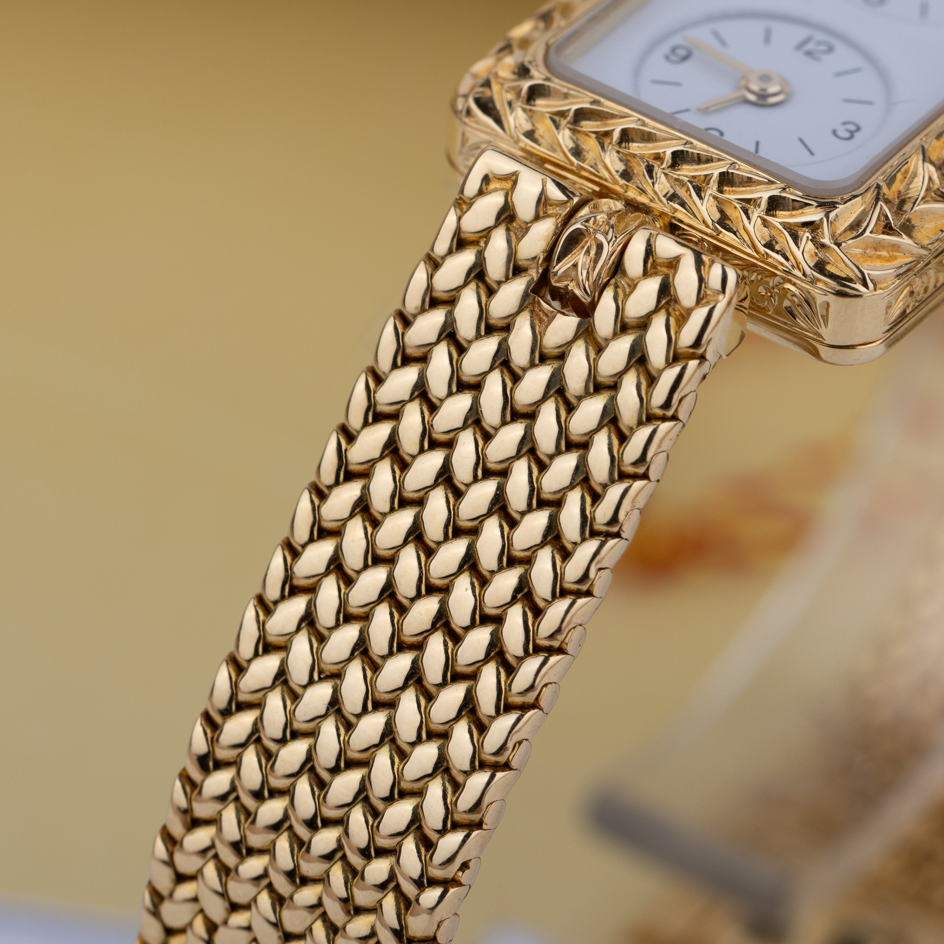 Unworn Gerald Genta Dual Time Wristwatch | REF. G 2782.7 | 18k Yellow Gold | Engraved Bezel & Case Sides | Circa 1990's