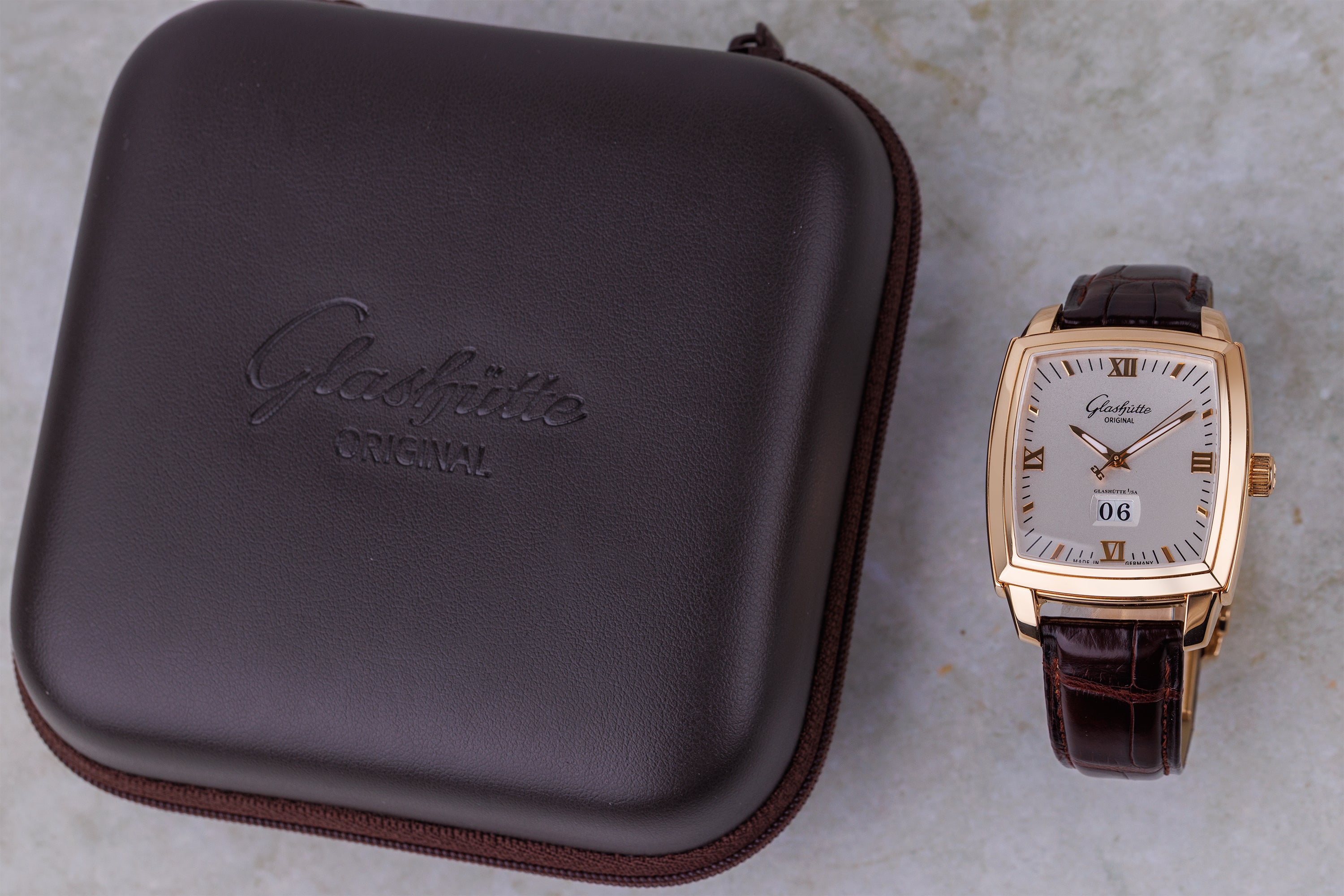 Glashütte Original Senator Karrée Panorama Date | REF. 1-22-02-51-51-05 | 18K Rose Gold | Manual Wind | 36.5mm | Box & Papers | 2014