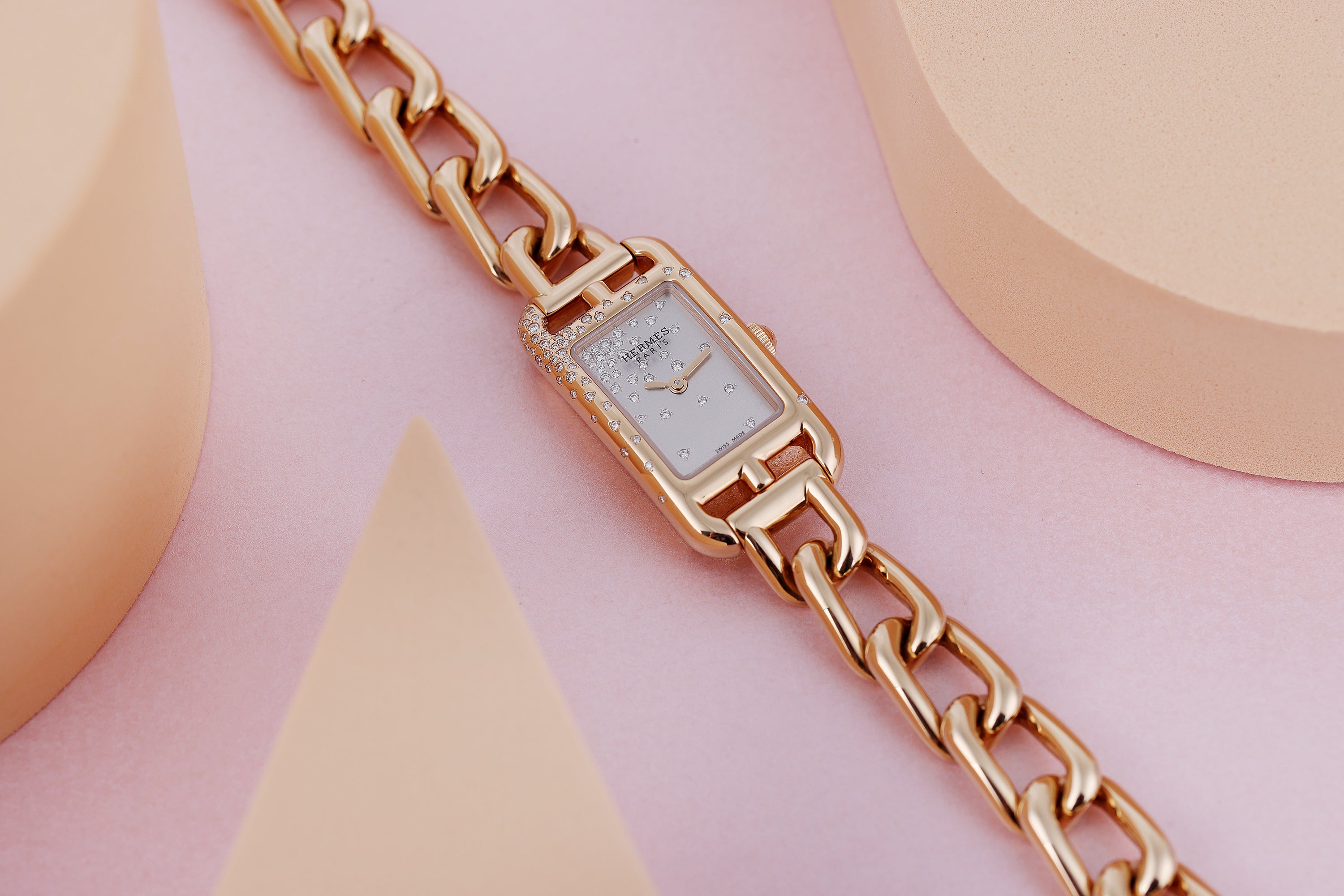 Hermes Ladies Watch | Nantucket | REF. NA2.172 | 18k Rose Gold | Scattered Diamond Bezel | Silver Dial | 17x32.5mm | Box & Papers | 2022