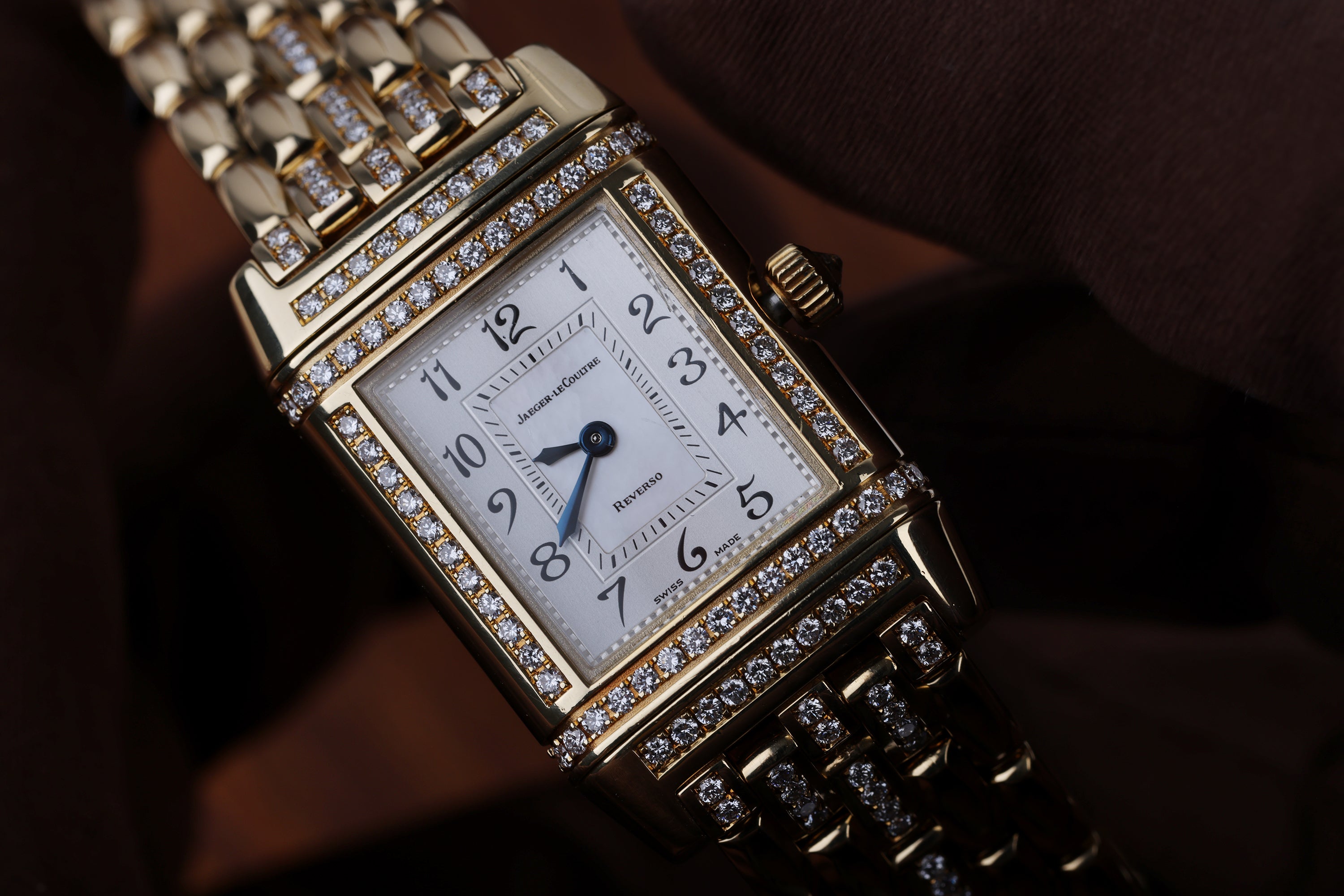 Jaeger-LeCoultre Reverso Duetto | REF. 266.1.44 | Diamond Dial, Bezel & Bracelet | Mother of Pearl | 18k Yellow Gold | 20.5mm | Quartz