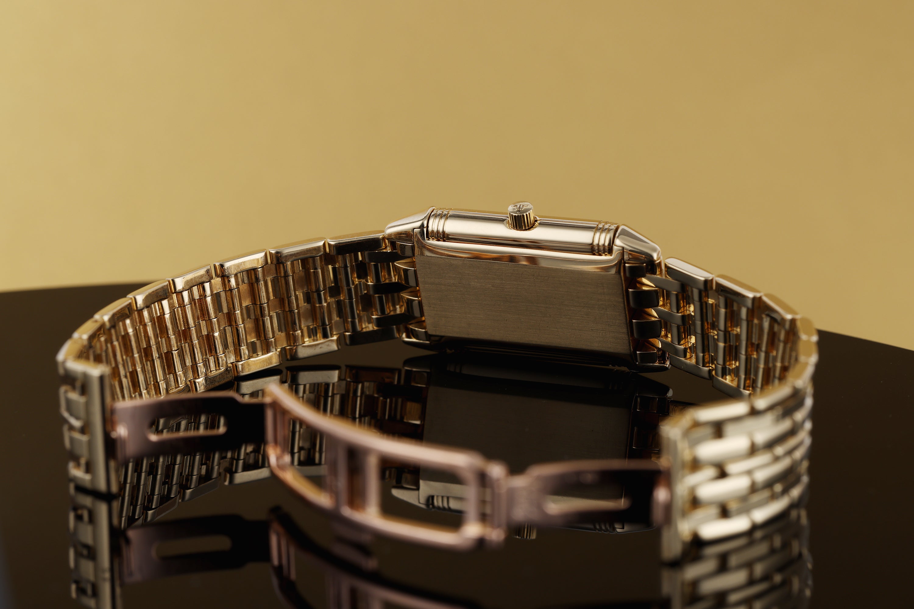 Jaeger-LeCoultre Reverso Lady | REF. 260.1.08 | 18k Yellow Gold | Quartz | 20mm
