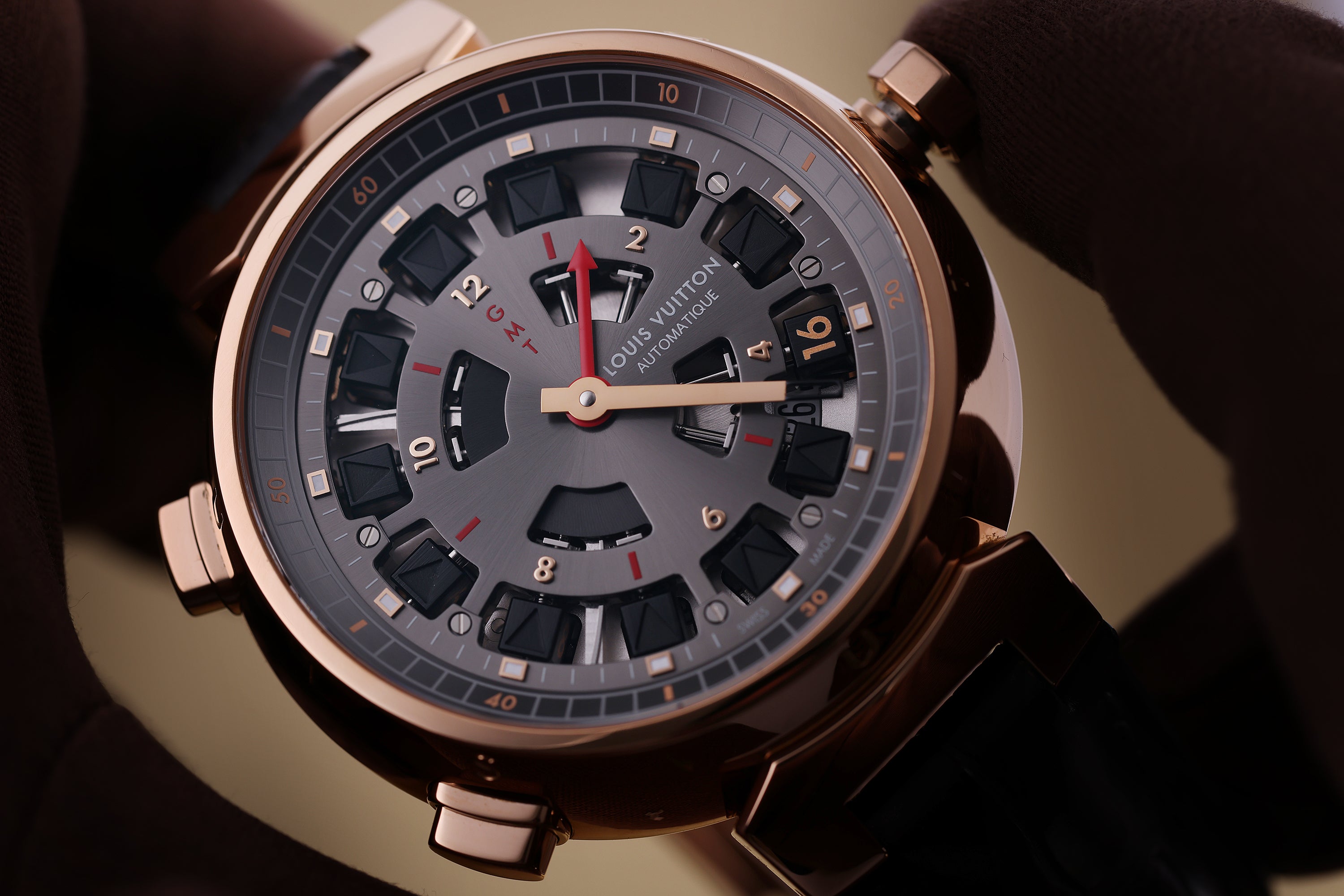 Louis Vuitton GMT Jump Hour | REF. Q10C5 | Dual Time Zone | 18k Rose Gold | 2010s