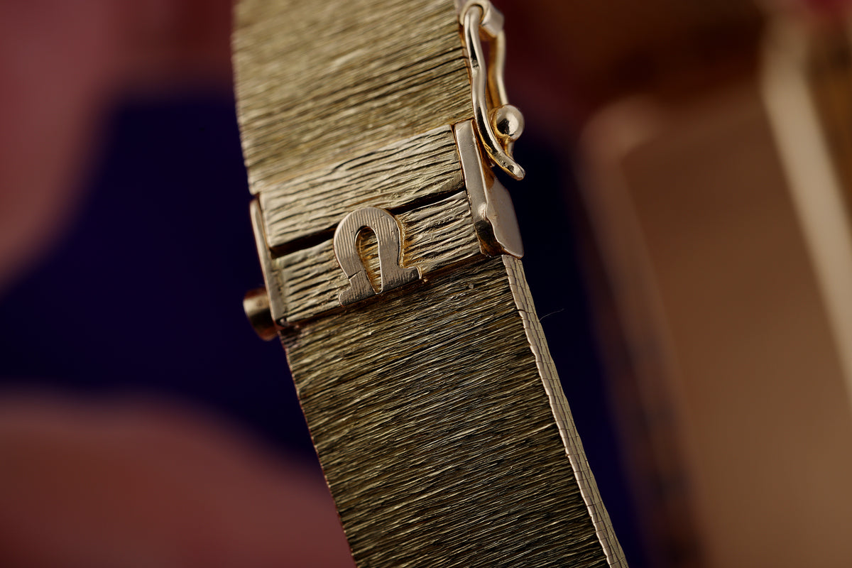 Explore Pre-owned Omega Watches