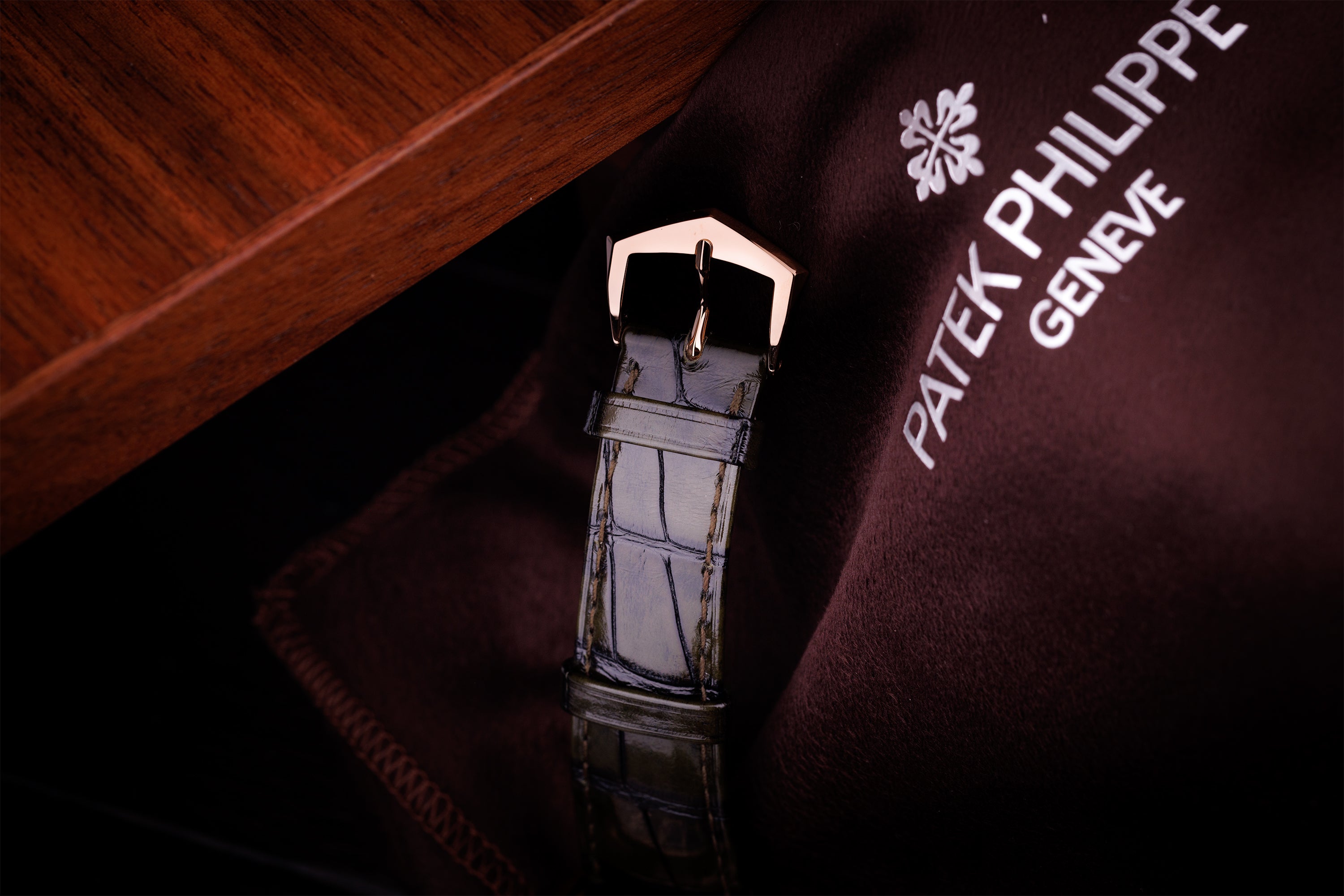 Unworn Patek Philippe Annual Calendar | REF. 5205R-011 | Green Dial | 18k Rose Gold | 40mm | Box & Papers | 2026