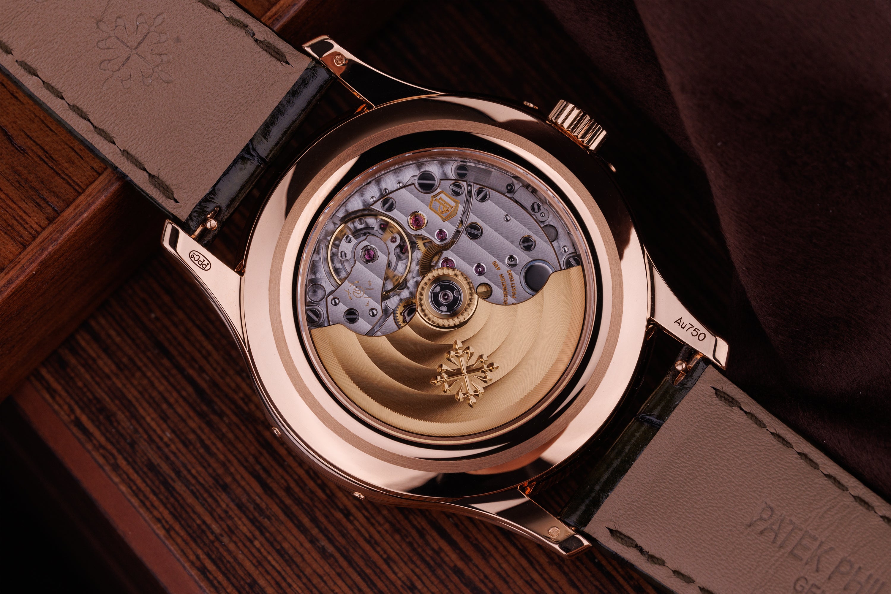 Unworn Patek Philippe Annual Calendar | REF. 5205R-011 | Green Dial | 18k Rose Gold | 40mm | Box & Papers | 2026