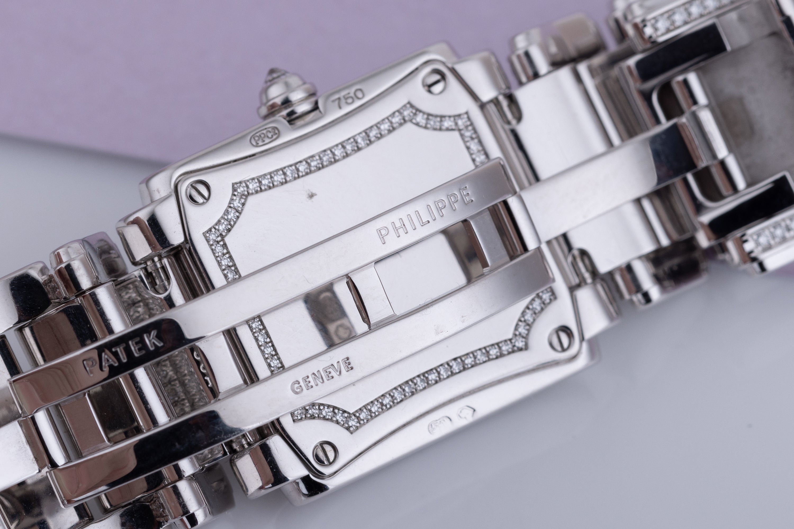 Patek Philippe Twenty-4 | REF. 4908/50G | 18k White Gold | Full Pavé Diamonds