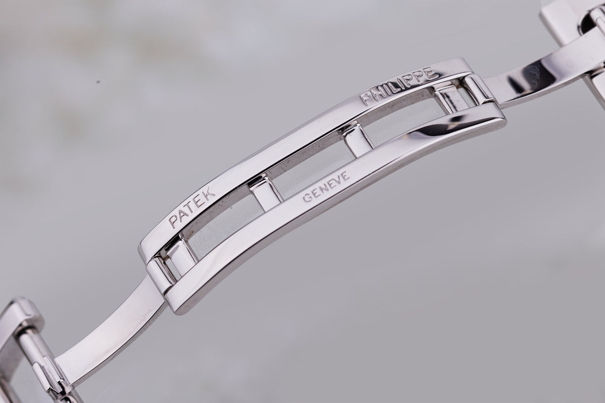 Patek Philippe Twenty-4 | REF. 4910/10A-001 | Diamond Bezel & Dial | Stainless Steel | Box & Papers | 2021