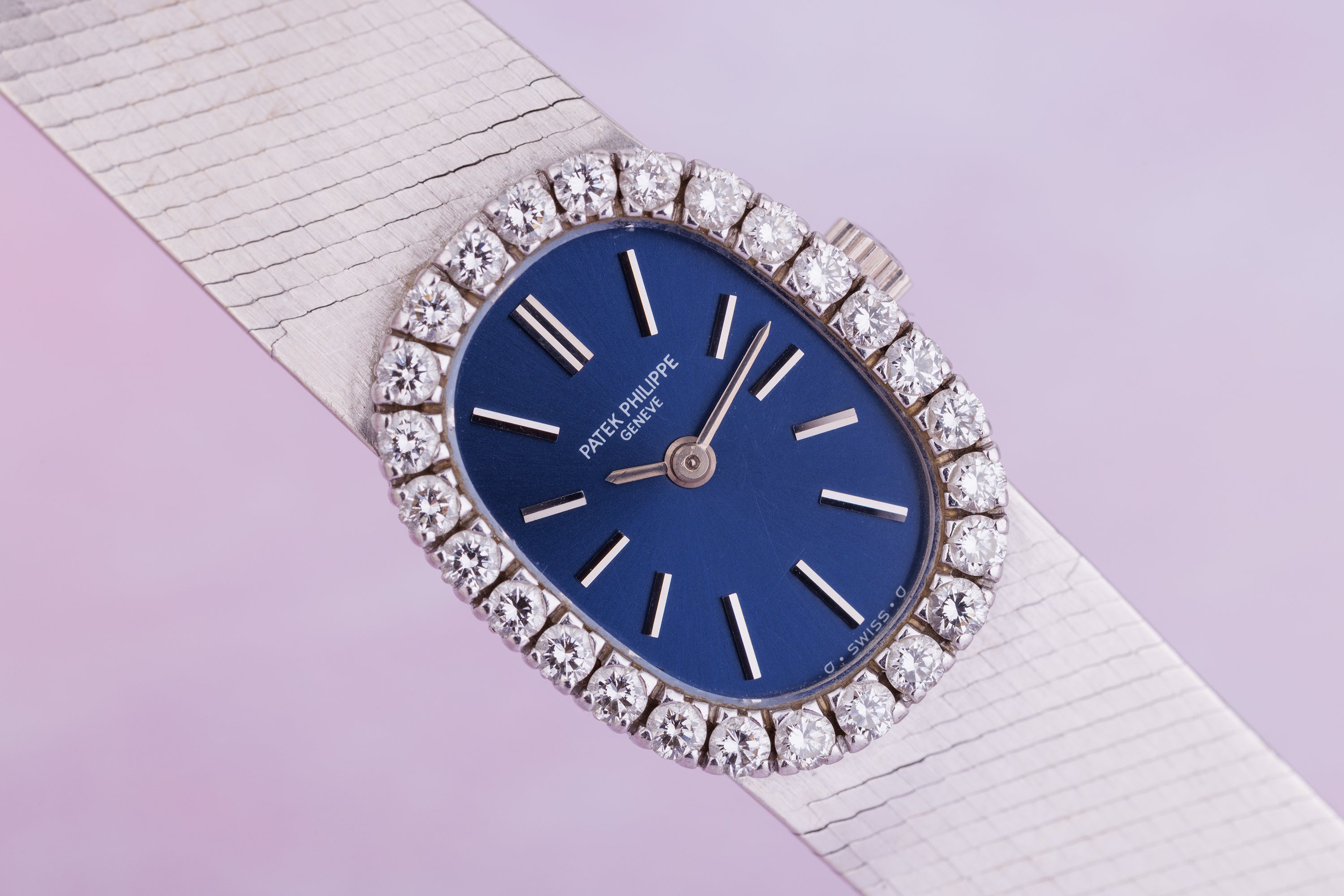 Patek Philippe Lady Ellipse | REF. 3377/1 | 18k White Gold | Diamond Bezel | Blue Dial | 17.5mm | Manual Wind | 1970s