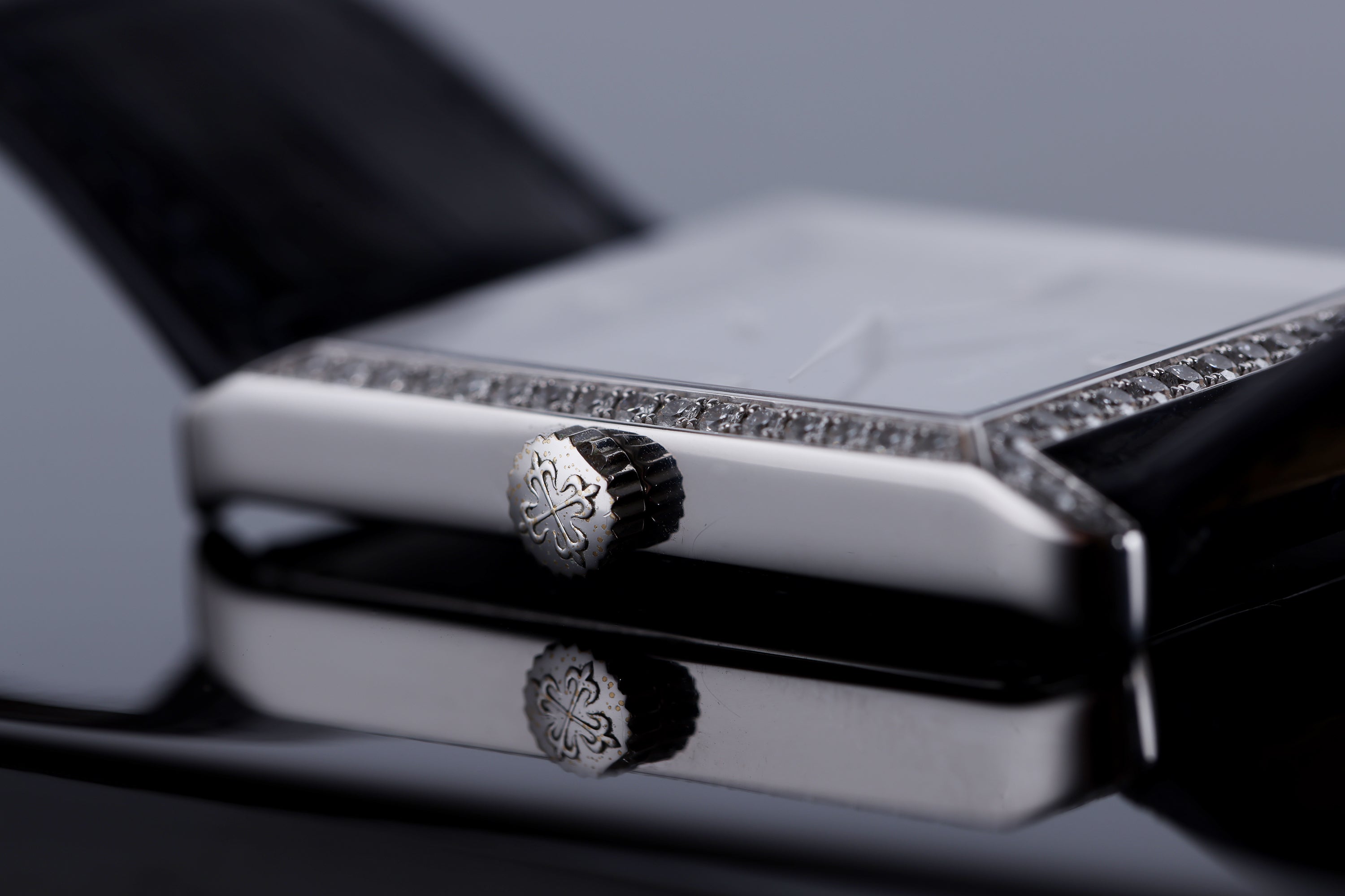 Patek Philippe Gondolo 5112G-001 18k White Gold