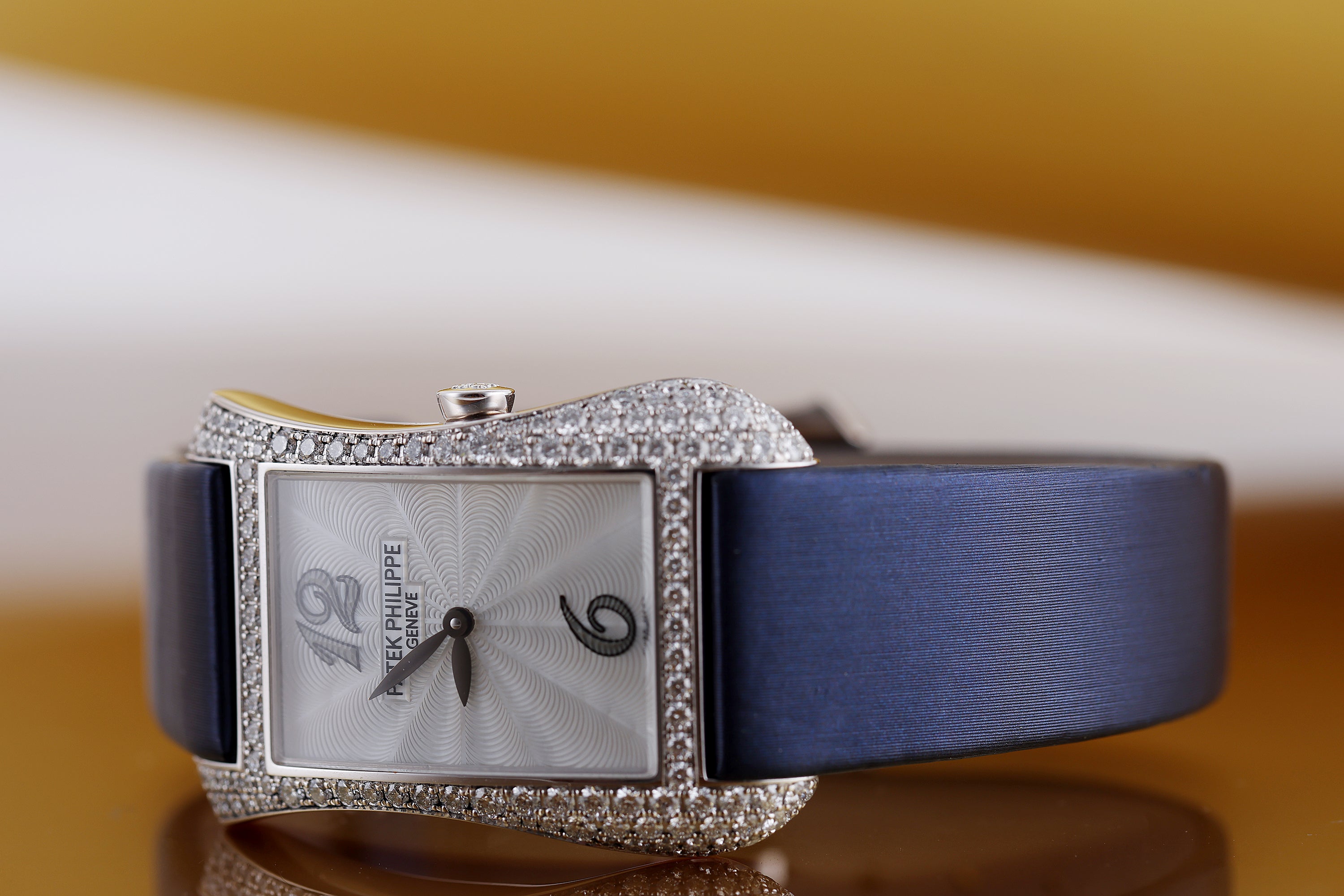 Patek Philippe Gondolo Serata | REF. 4972G-001 | Mother of Pearl Dial | Diamond Bezel | 18k White Gold
