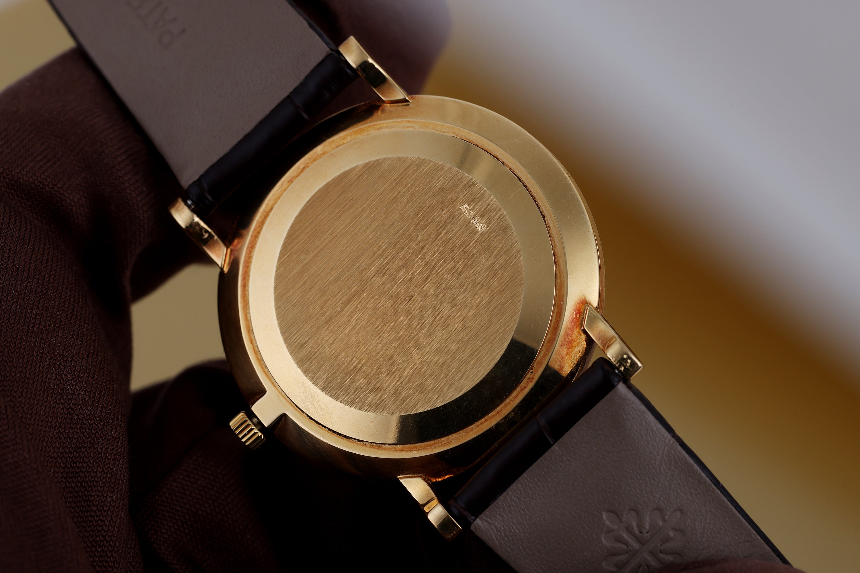 Patek Philippe Calatrava | REF. 3919J | 18k Yellow Gold | Hobnail Bezel | 33mm | 1990s