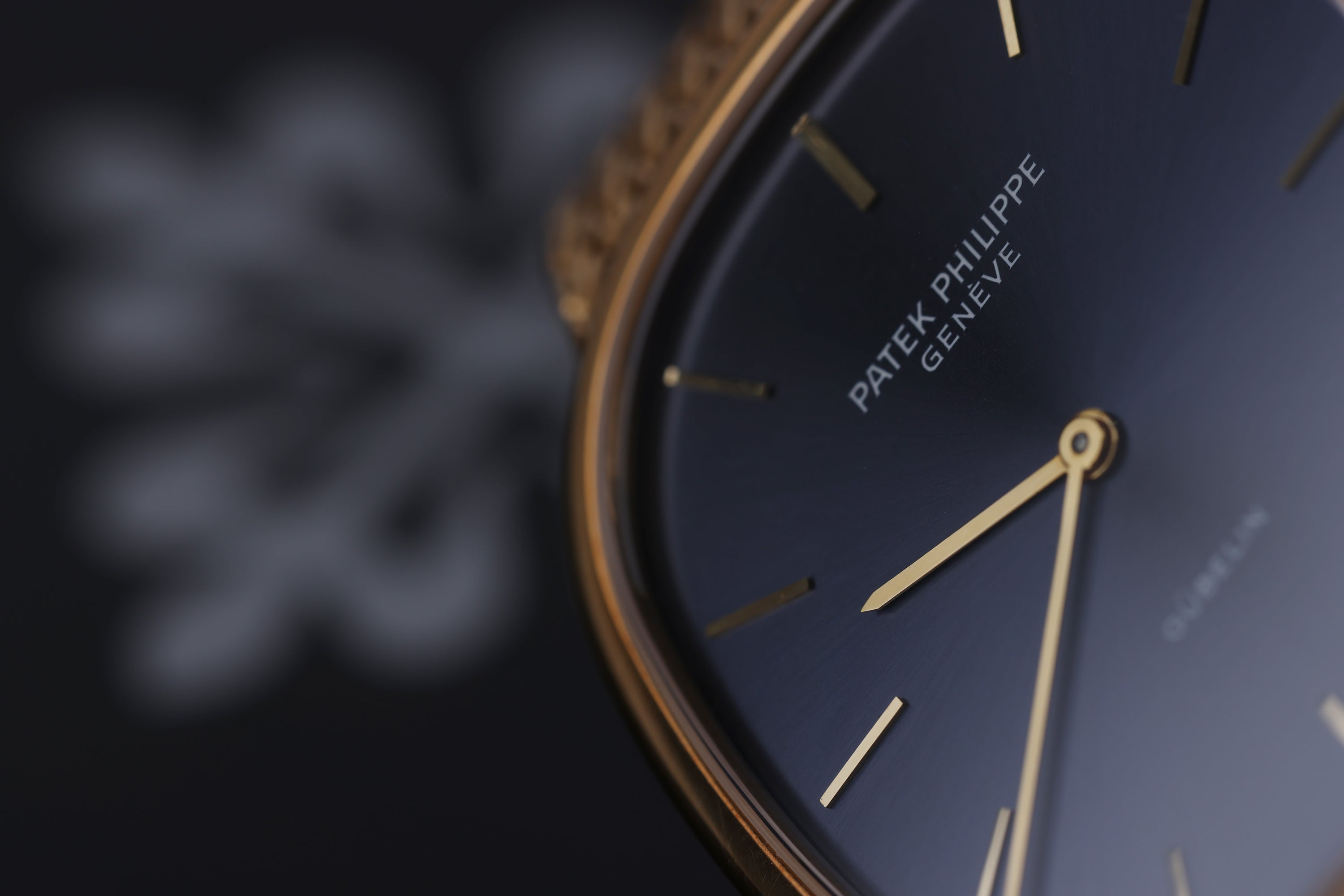 Rare Patek Philippe Ellipse 'Gübelin' Signed Dial | REF. 3738/1 | 30.5mm | 18k Yellow Gold | 1990's