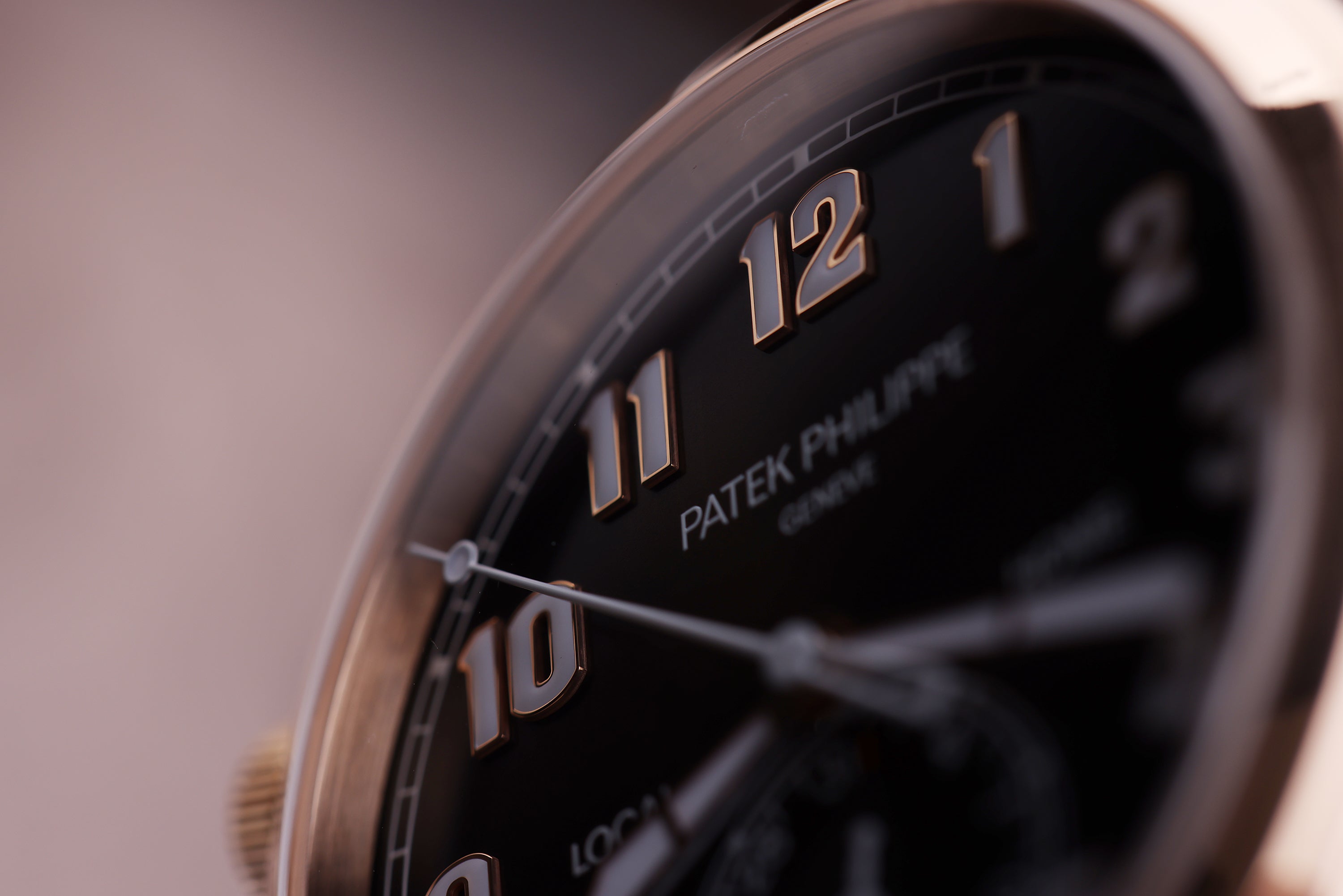 Patek Philippe Calatrava Pilot Travel Time | REF. 5524R-001 | 18k Rose Gold | 42mm | Box & Papers | 2021