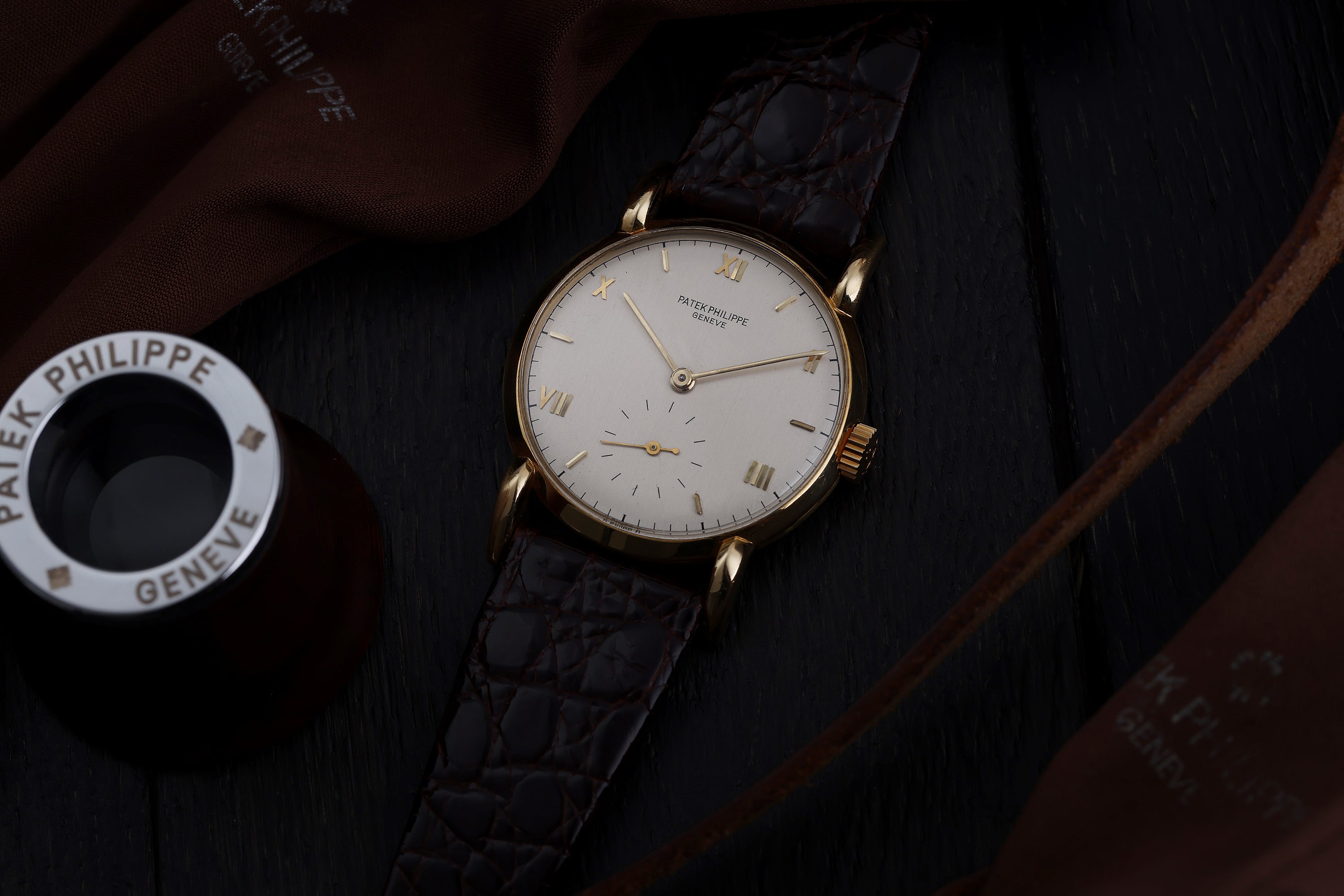 Patek Philippe Calatrava 'Giraffe' | REF. 1595 | Manual Wind | 18k Yellow Gold | 35mm | 1940-1950s
