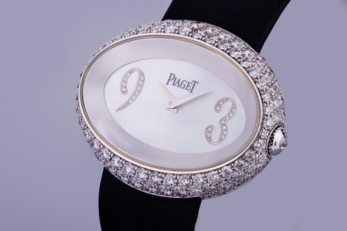Piaget Limelight Oval-Shaped XL | REF. P10213 | Mother of Pearl & Diamonds | 18k White Gold | 40mm | Box & Papers | 2010