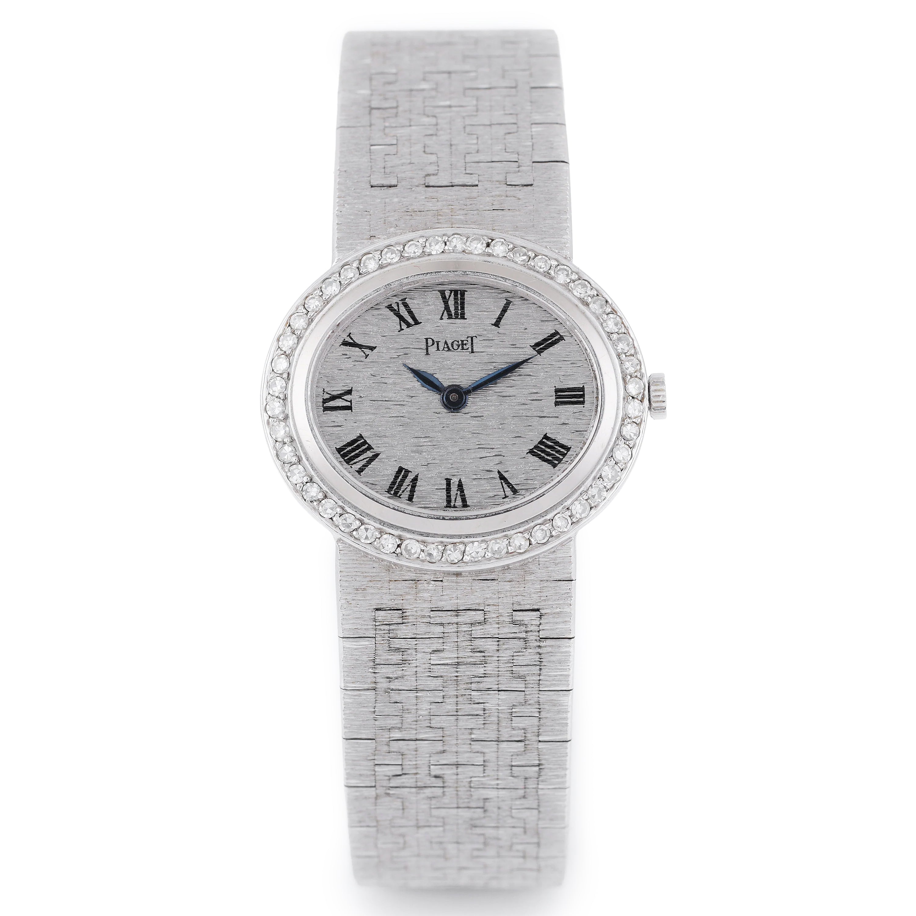 Piaget Vintage Ladies Wristwatch | REF. 9330 A 6 | Silver Dial | Diamond Bezel | Manual Wind | 27mm | 18k White Gold | 1990's