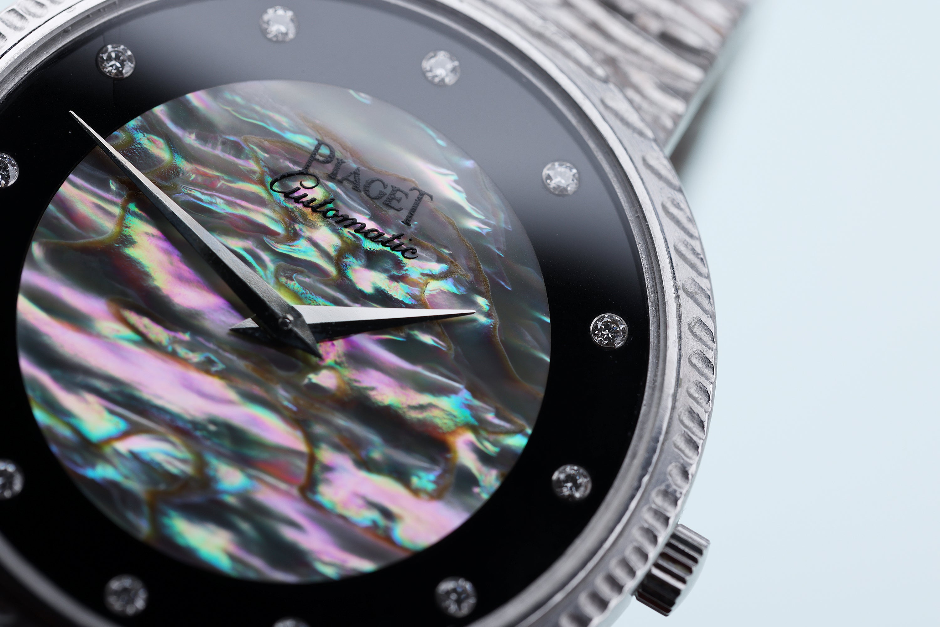 Piaget 1970's wristwatch | REF. 12343 A 19 | Onyx & White Mother of Pearl Diamond Dial | 34mm | 18k White Gold | Automatic | Box