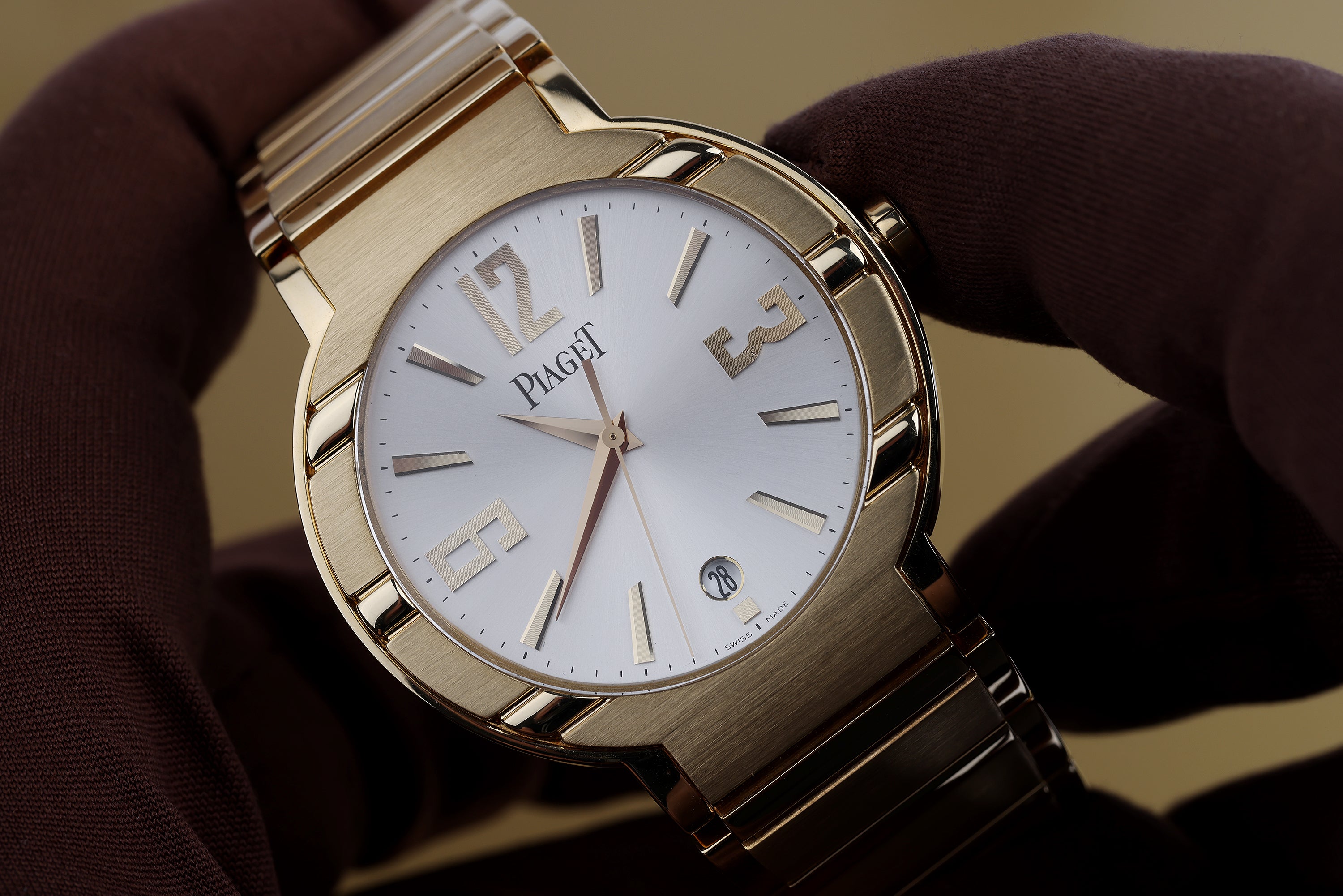 Piaget Polo Date | REF. 27700 | Automatic | 38mm | 18k Yellow Gold | 2000's