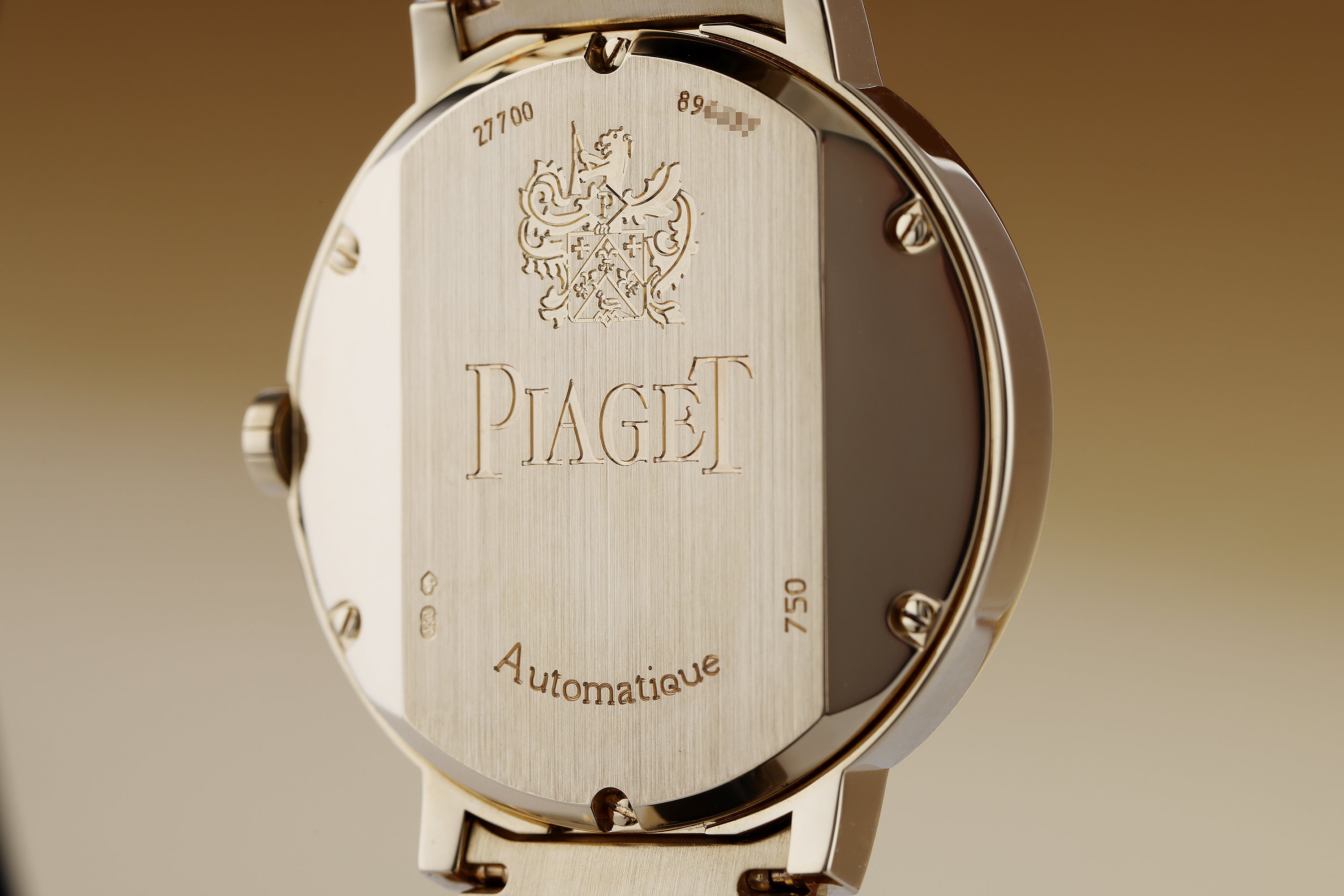 Piaget Polo Date | REF. 27700 | Automatic | 38mm | 18k Yellow Gold | 2000's