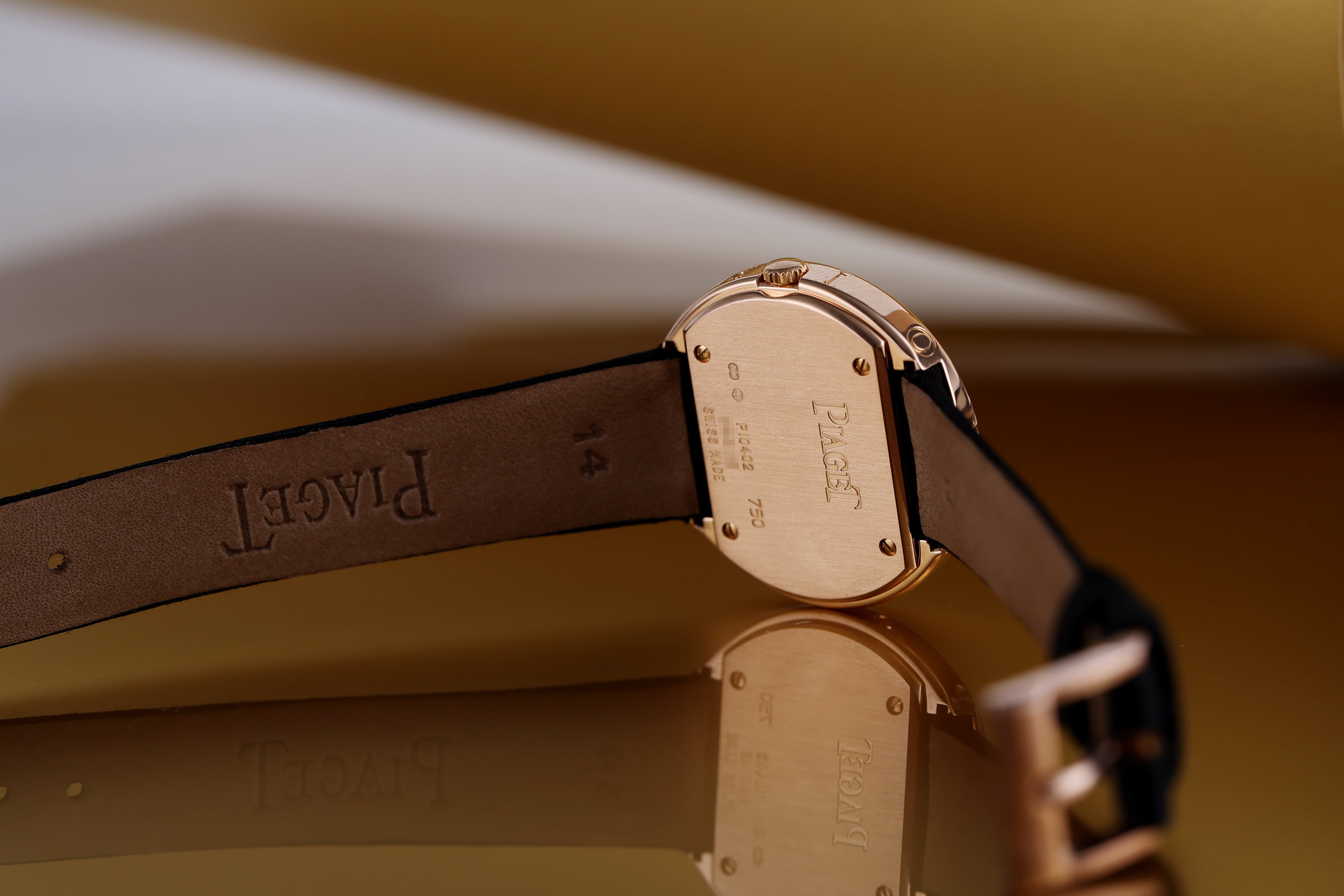 Piaget Possession | REF. PI0402 | 18k Rose Gold | Diamond Bezel | 28.5mm