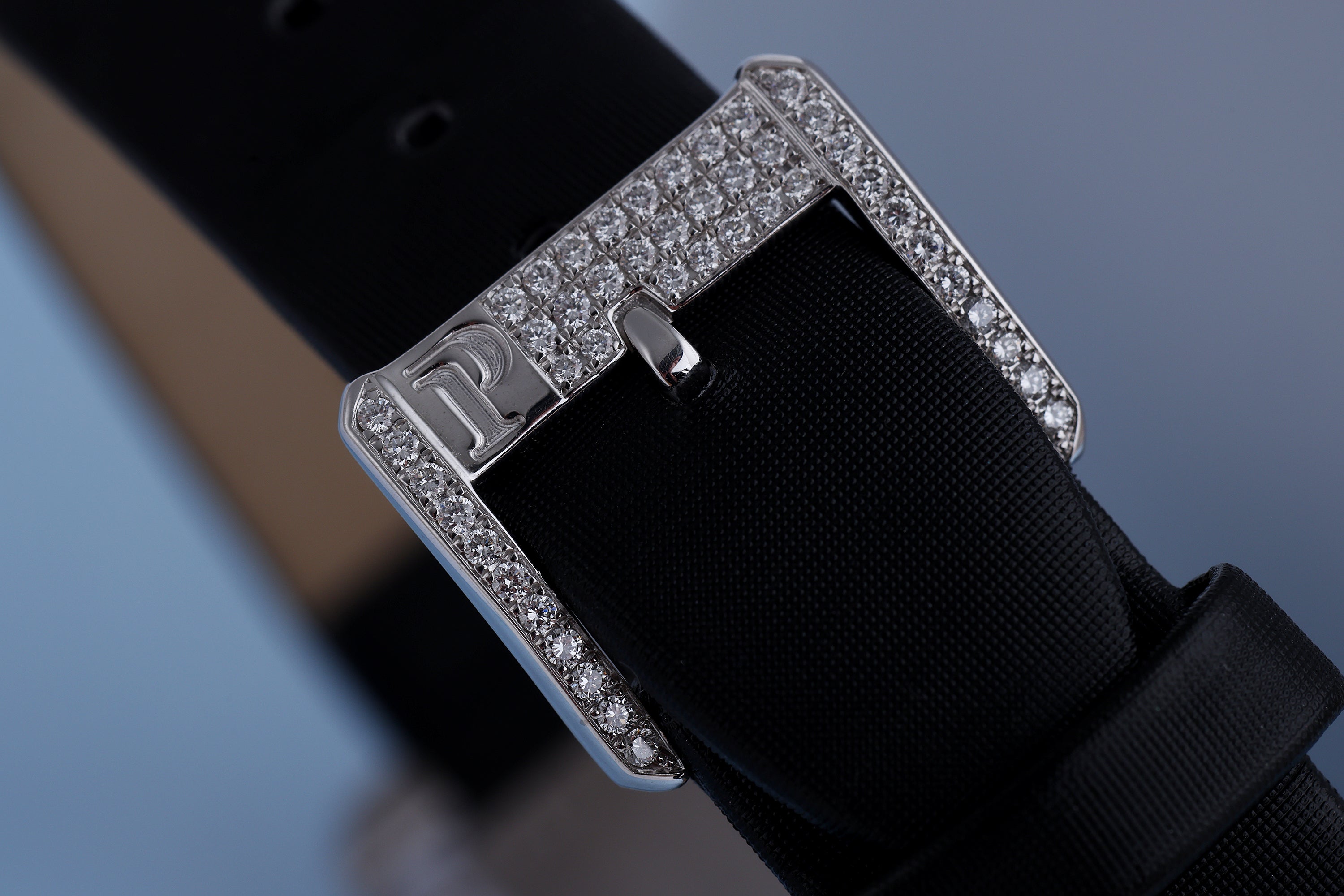 Piaget Protocole Ladies Wristwatch | Pavé Diamond Dial, Bezel & Clasp | 18k White Gold | 25mm | Circa 2000's