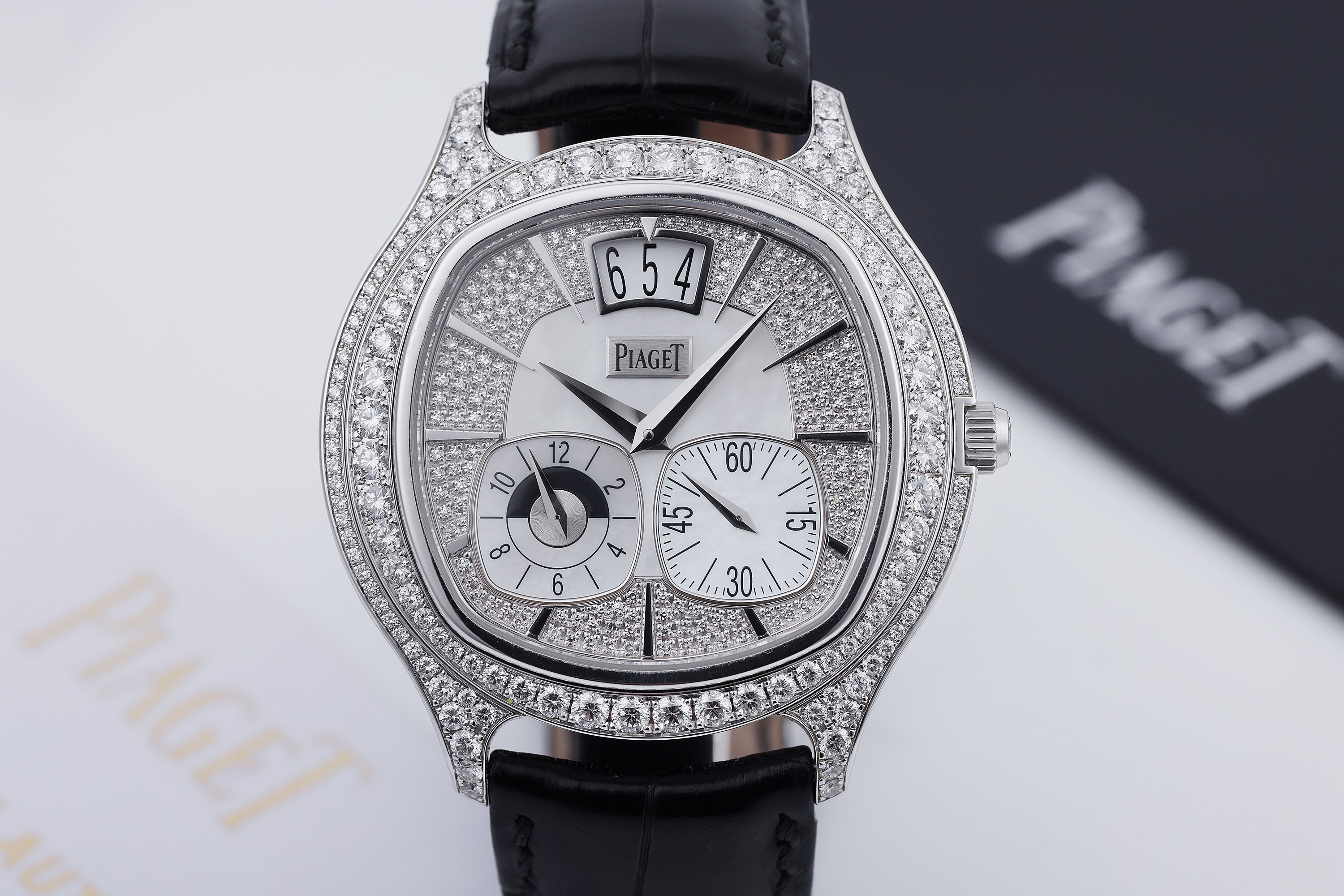 Piaget Polo Emperador Dual Time | REF. G0A32018 | Automatic | Mother of Pearl & Pavé Diamond | 18k White Gold | 42mm | Box & Papers