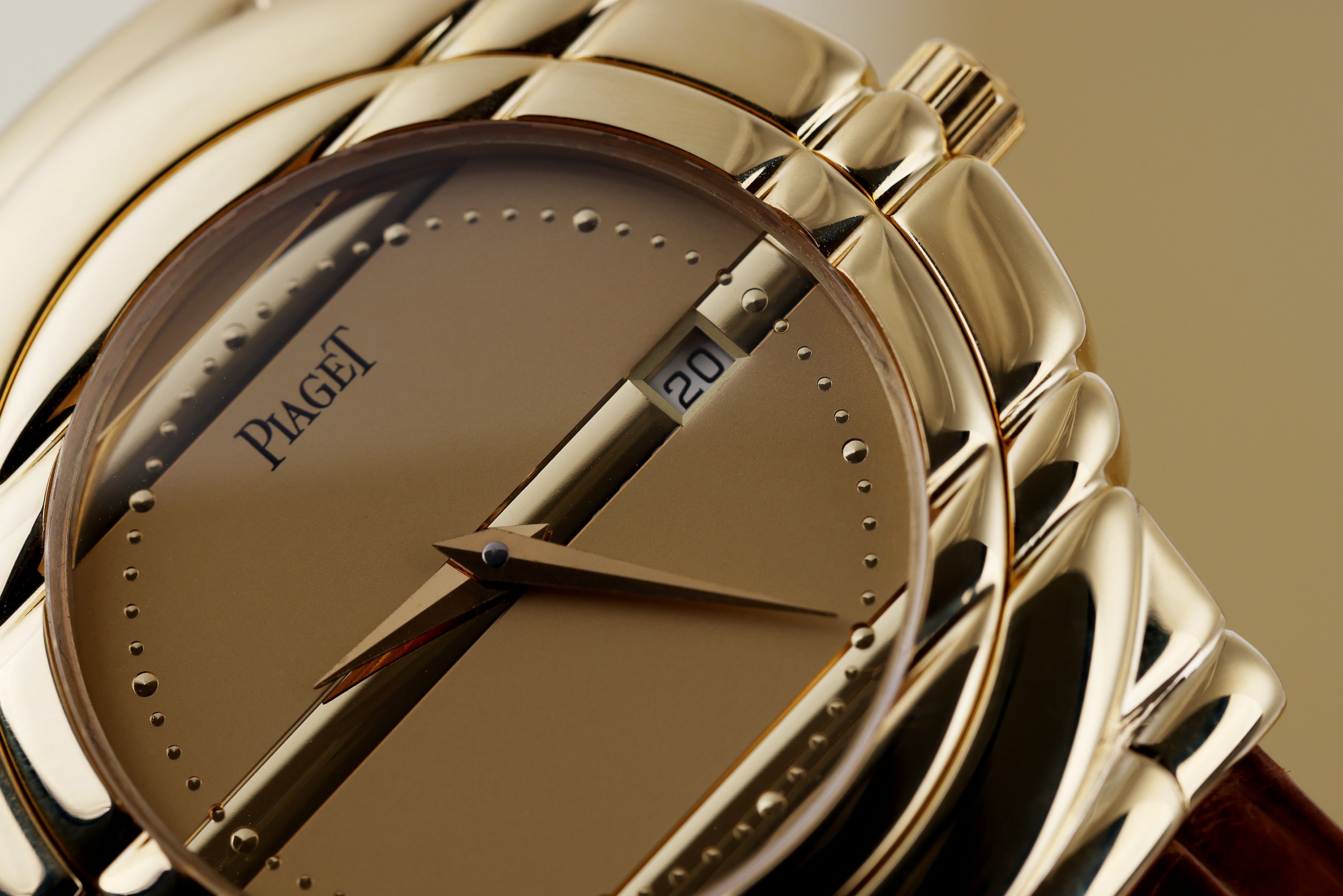 Piaget Tanagra | REF. GOA 15003 | 18k Yellow Gold | 33mm | Quartz | 1990s