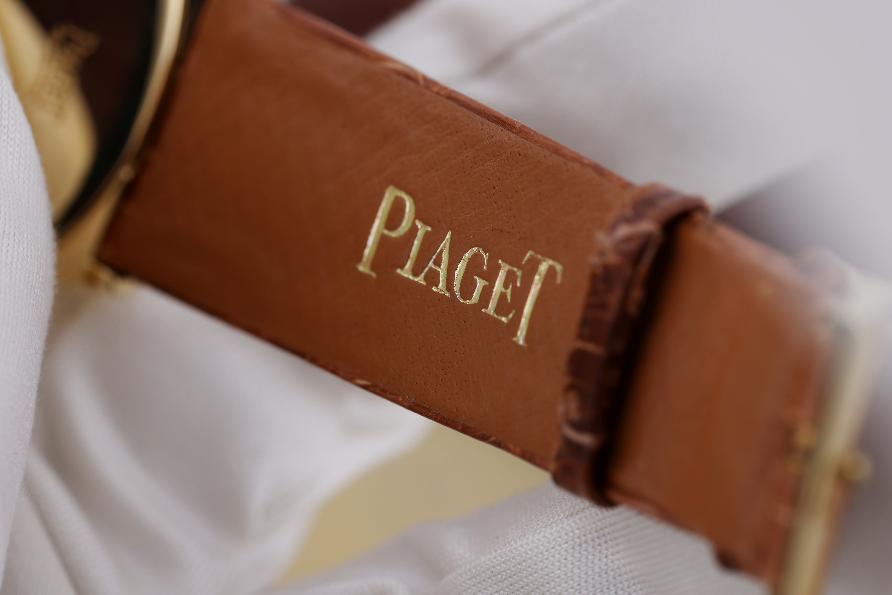 Piaget Tanagra | REF. GOA 15003 | 18k Yellow Gold | 33mm | Quartz | 1990s