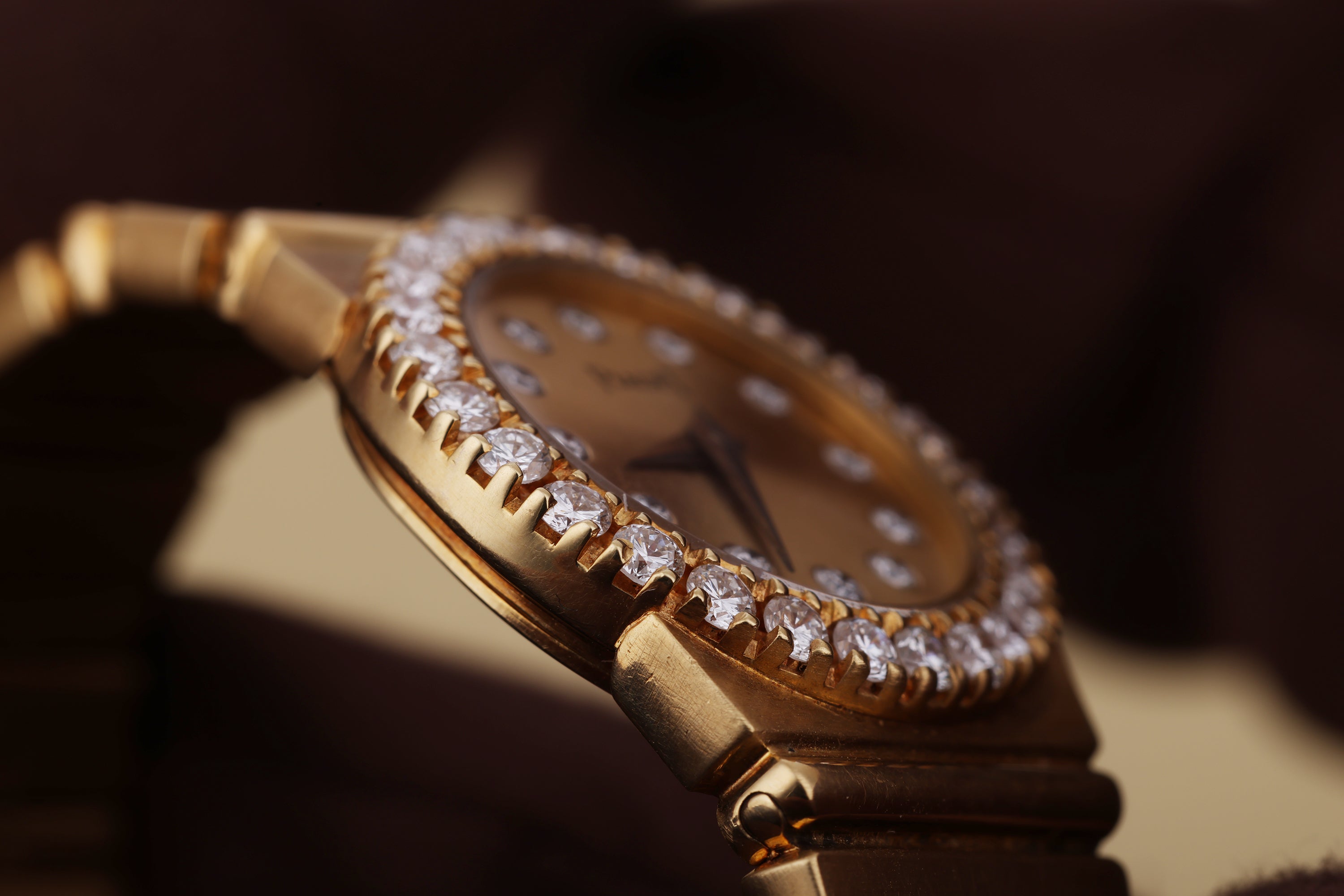 Piaget Polo Ladies | REF. 8296 C 701 | Diamond Bezel & Dial | Quartz | 21mm | 18k Yellow Gold | 1990's