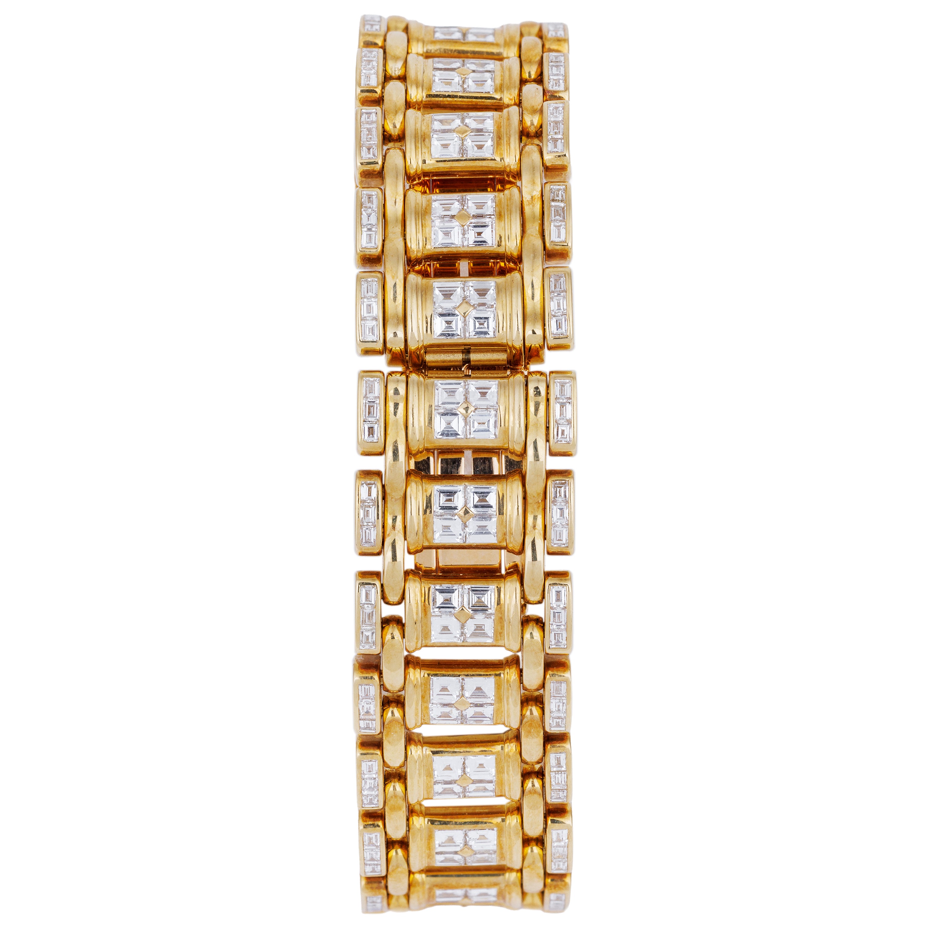 Unworn Piaget Polo Round Ladies Diamond Watch | REF. 22009 M 506 D | 18k Yellow Gold | Pave Diamond Dial with Baguette Diamond Hours | Baguette Diamond Bezel & Bracelet | Circa 2000's