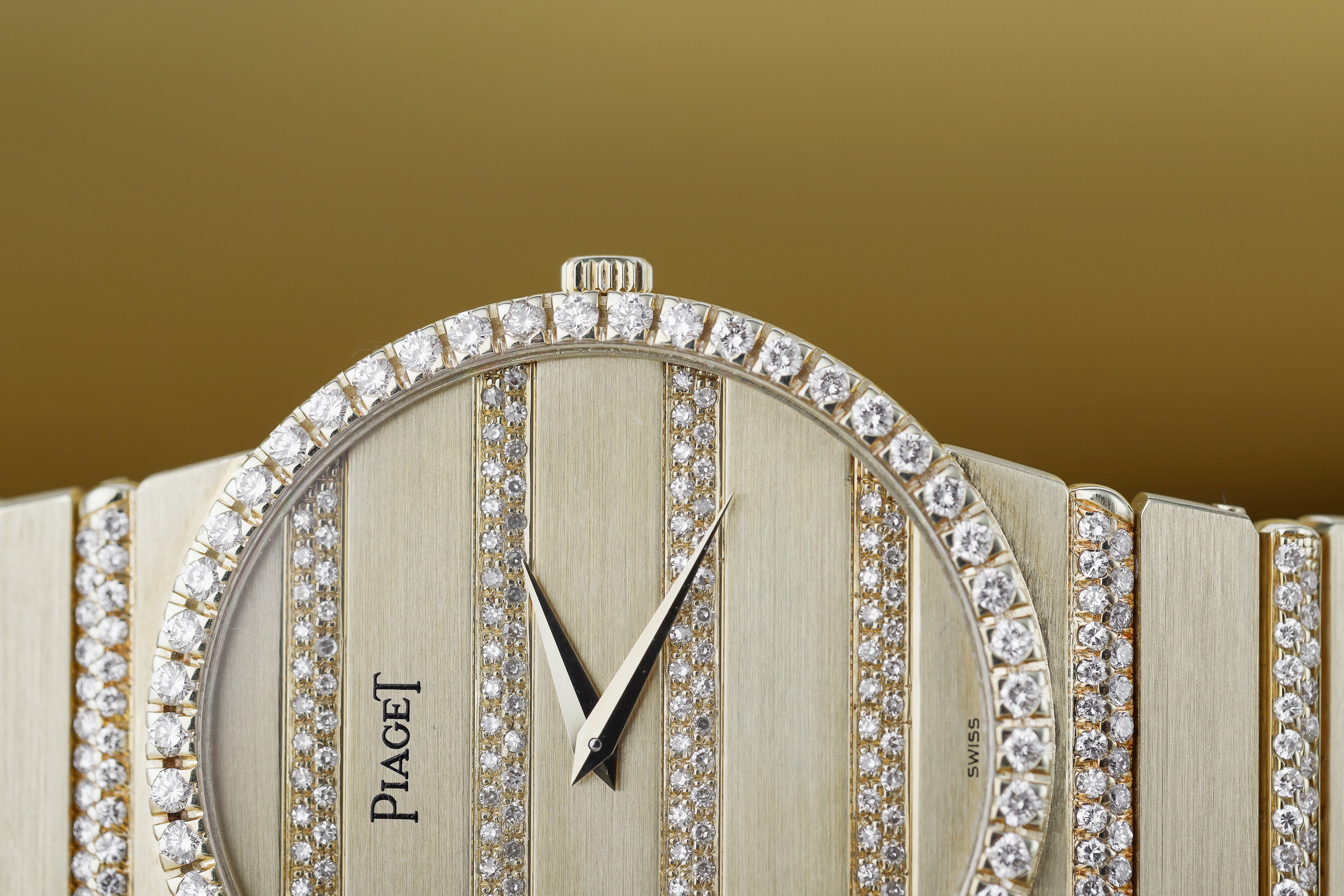 Piaget Polo | REF. 8066 C 705 | Pavé Diamond Gadroons & Diamond Bezel | 32mm | 18k Yellow Gold | 1980s