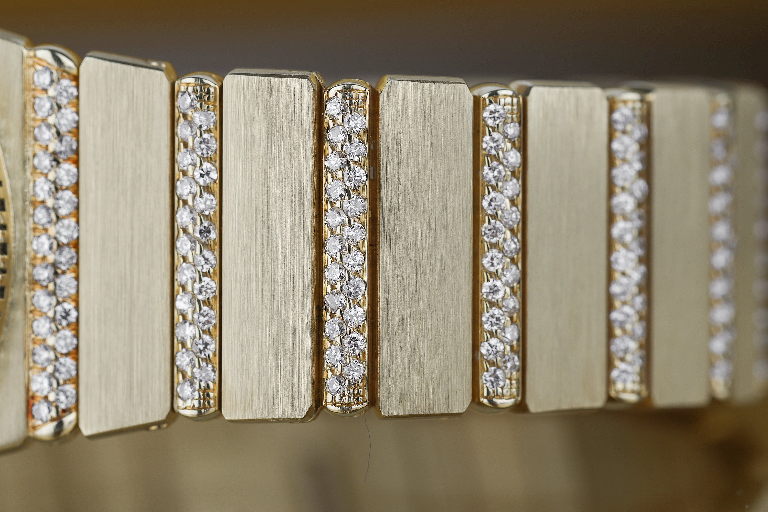 Piaget Polo | REF. 8066 C 705 | Pavé Diamond Gadroons & Diamond Bezel | 32mm | 18k Yellow Gold | 1980s