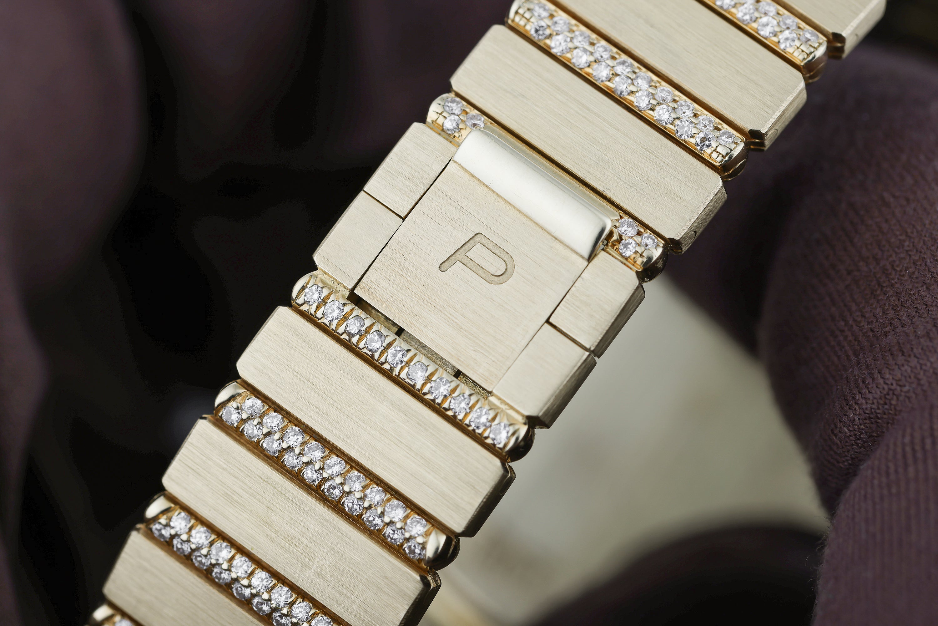 Piaget Polo | REF. 8066 C 705 | Pavé Diamond Gadroons & Diamond Bezel | 32mm | 18k Yellow Gold | 1980s