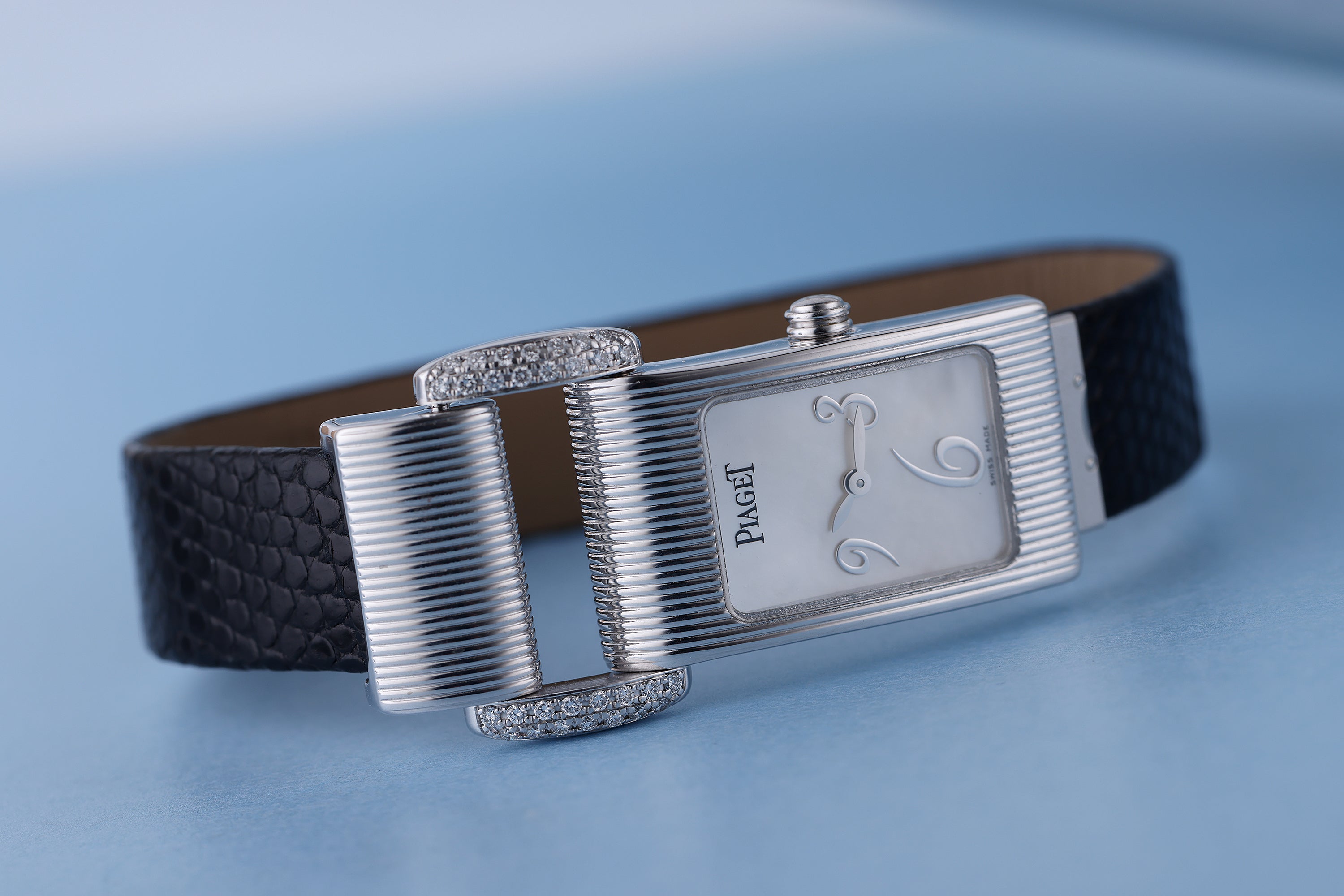 Piaget Miss Protocol | REF. 5322 | Mother of Pearl Bezel | Diamond Shoulders | 18k White Gold | 17mm