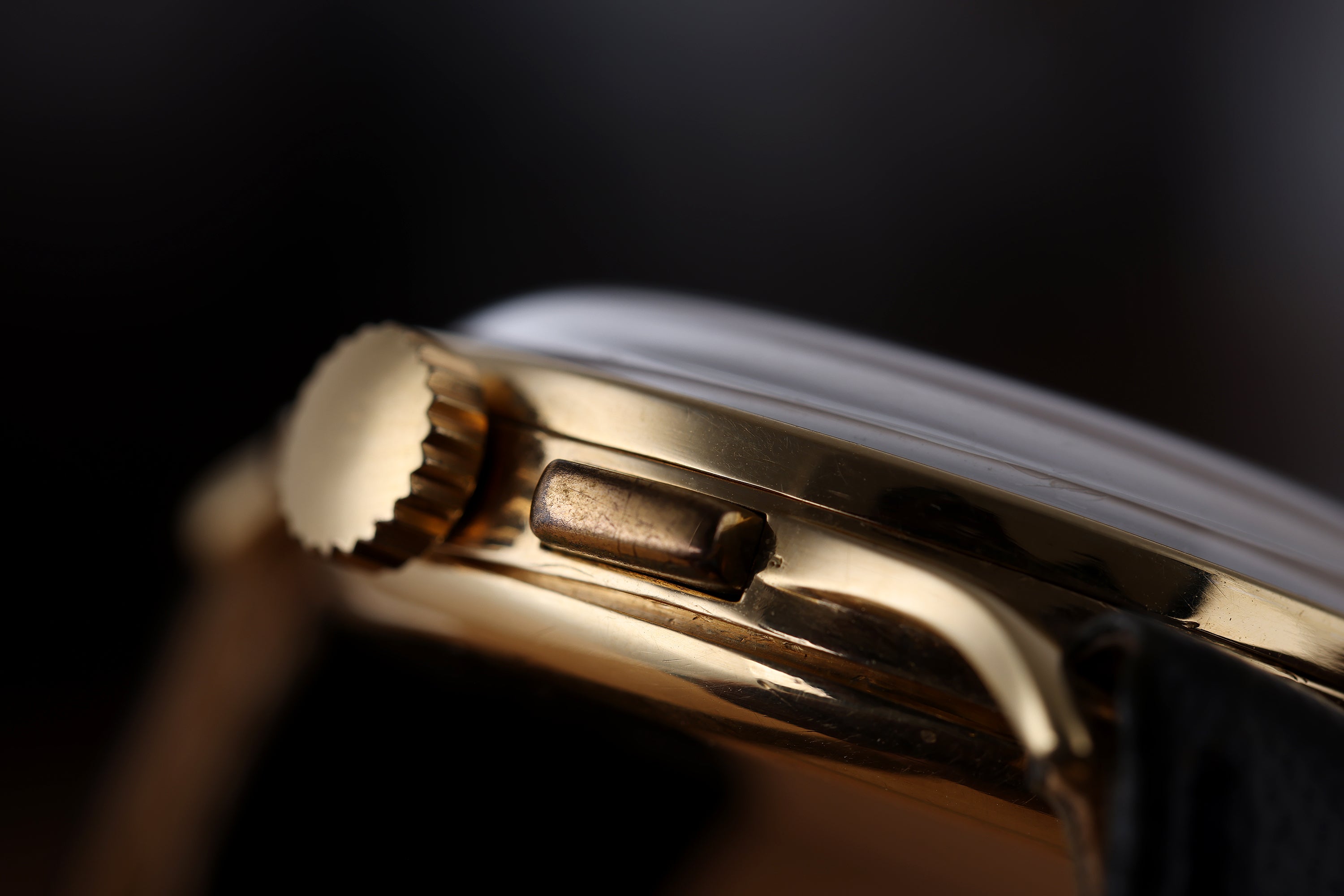 Universal Telemetre Chronograph | 18k Yellow Gold | 34mm