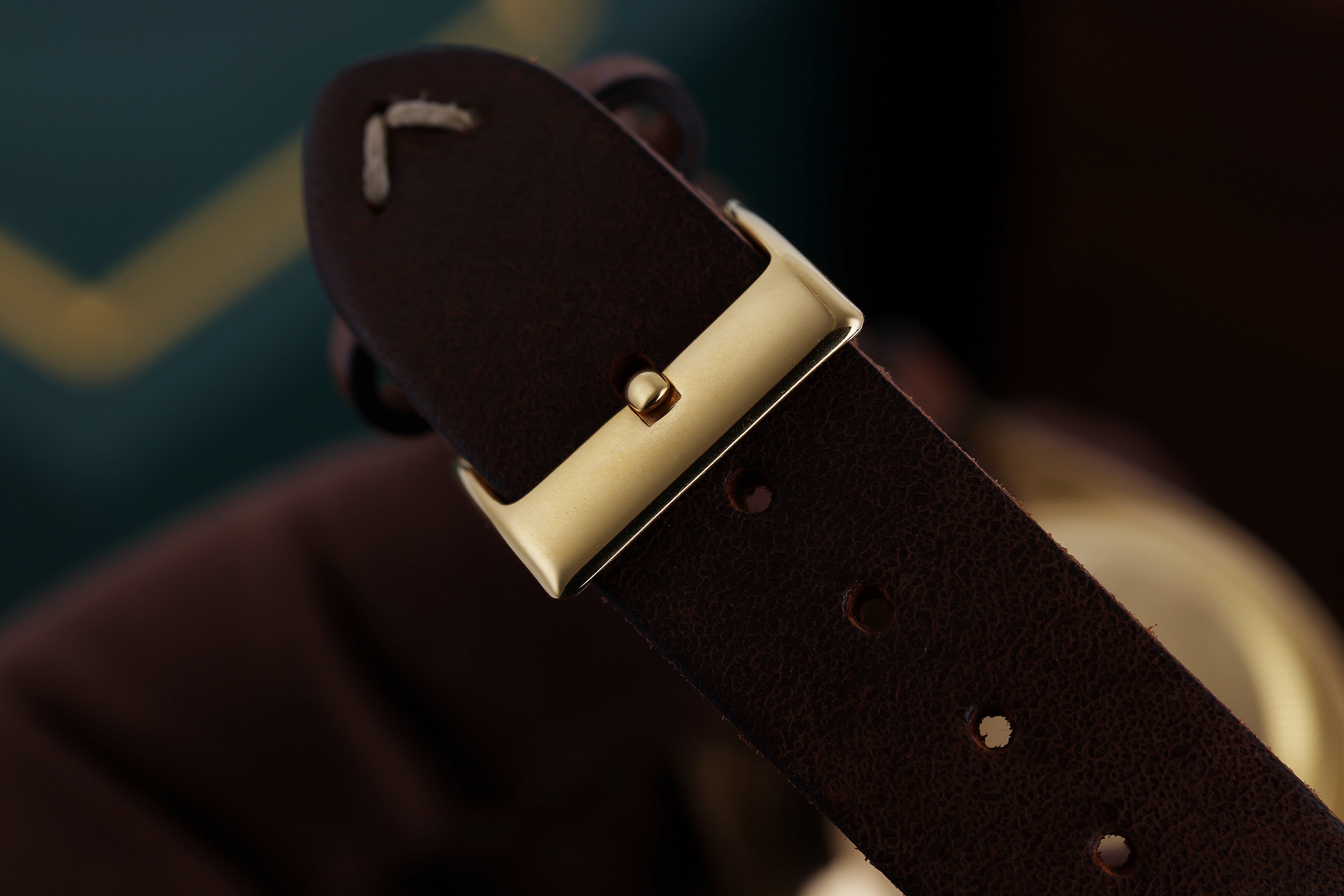 Rolex Date | REF. 1514 | Grey Dial | 34.5mm | 18k Yellow Gold | Unique Bezel | 1980