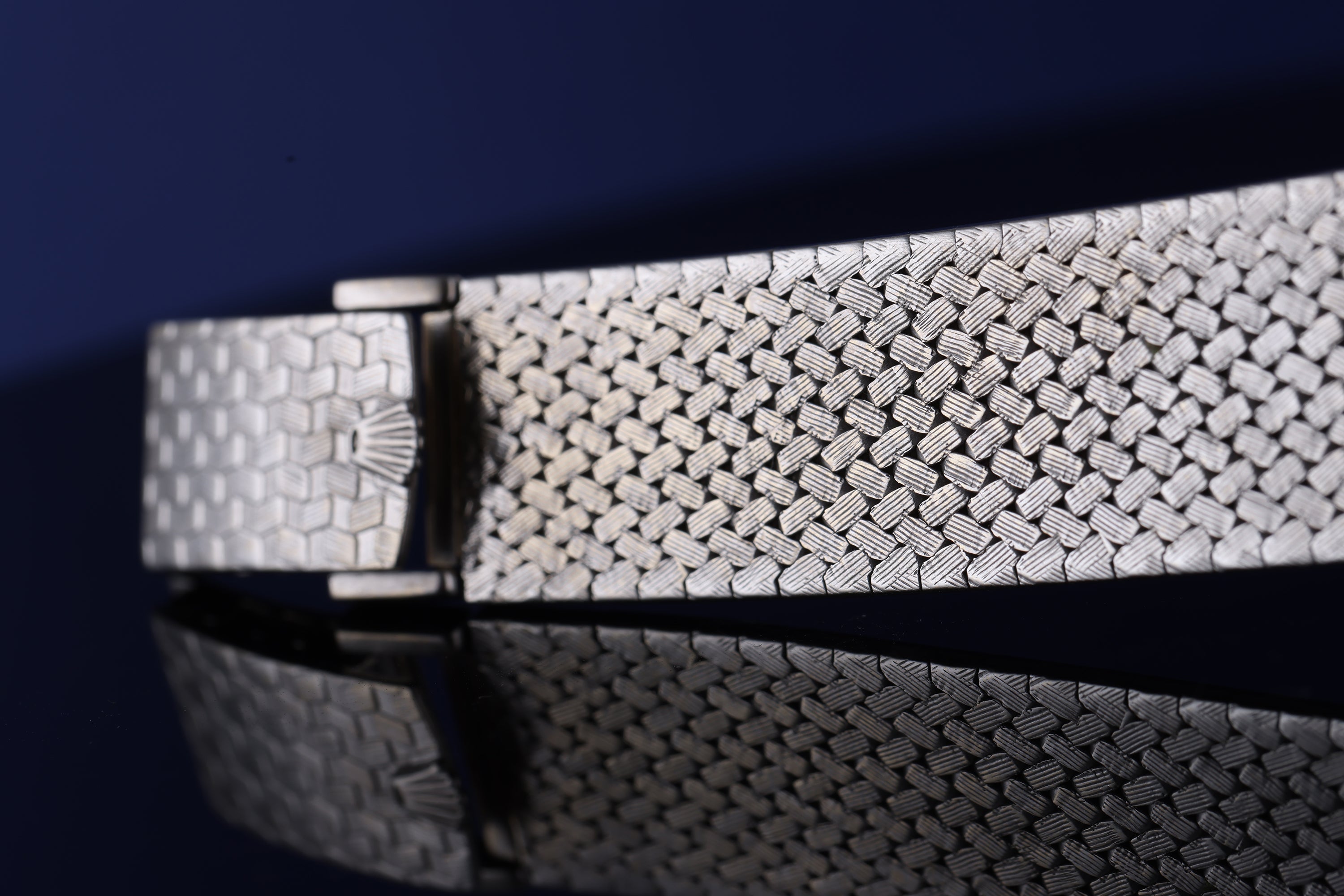 Rolex Cellini Ladies | REF. 4072 | Blue Vignette Dial | 18k White Gold | 24mm