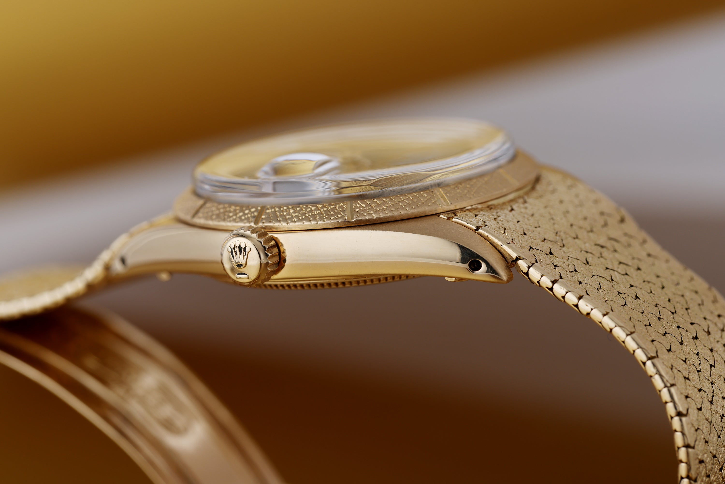 Rolex Oyster Perpetual Date | REF. 1501 | Zephyr Dial | 18k Yellow Gold | 1966