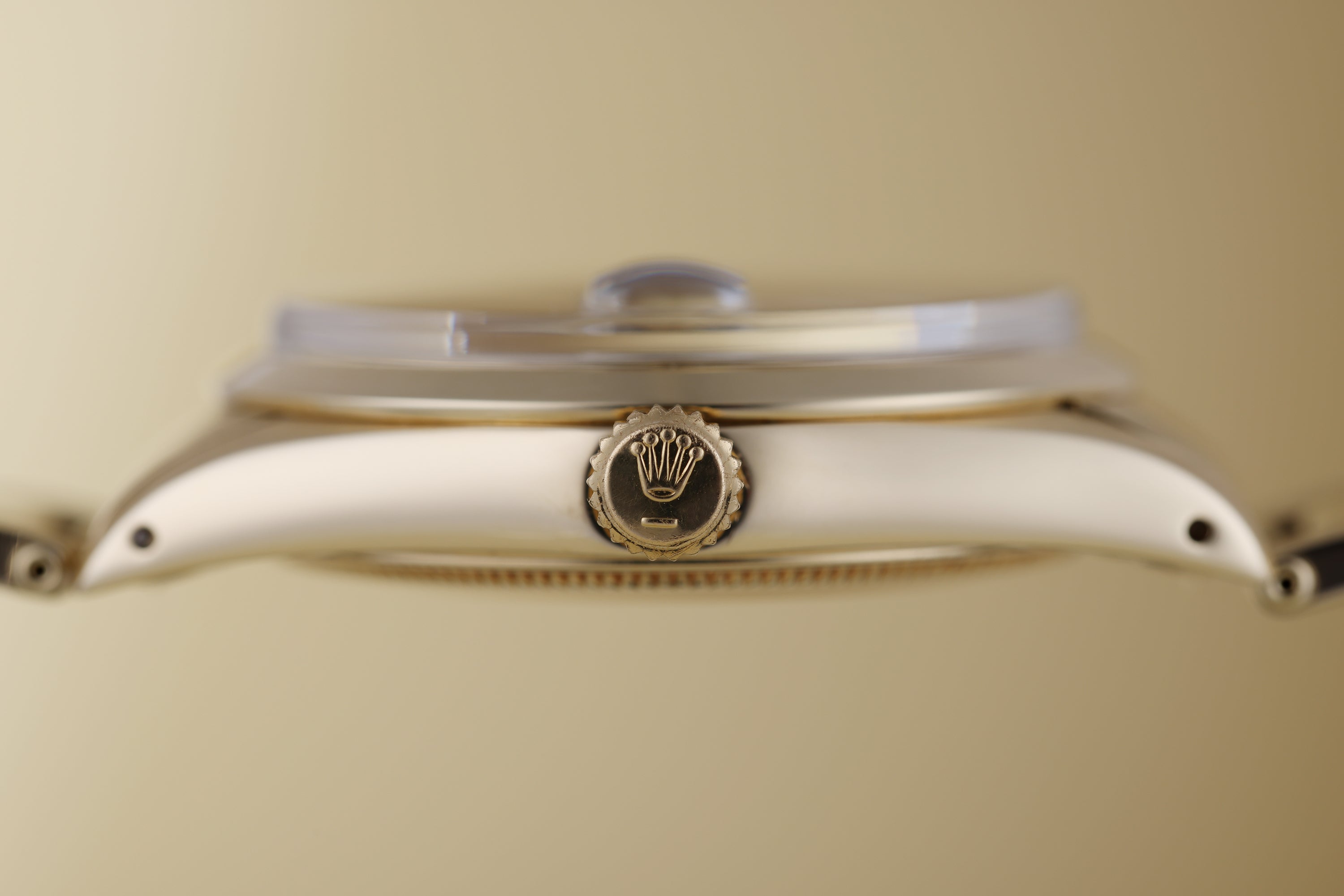 Rare Rolex Date 34 | REF. 1500 | Grey Mosaic Dial | 14k Yellow Gold | 1973