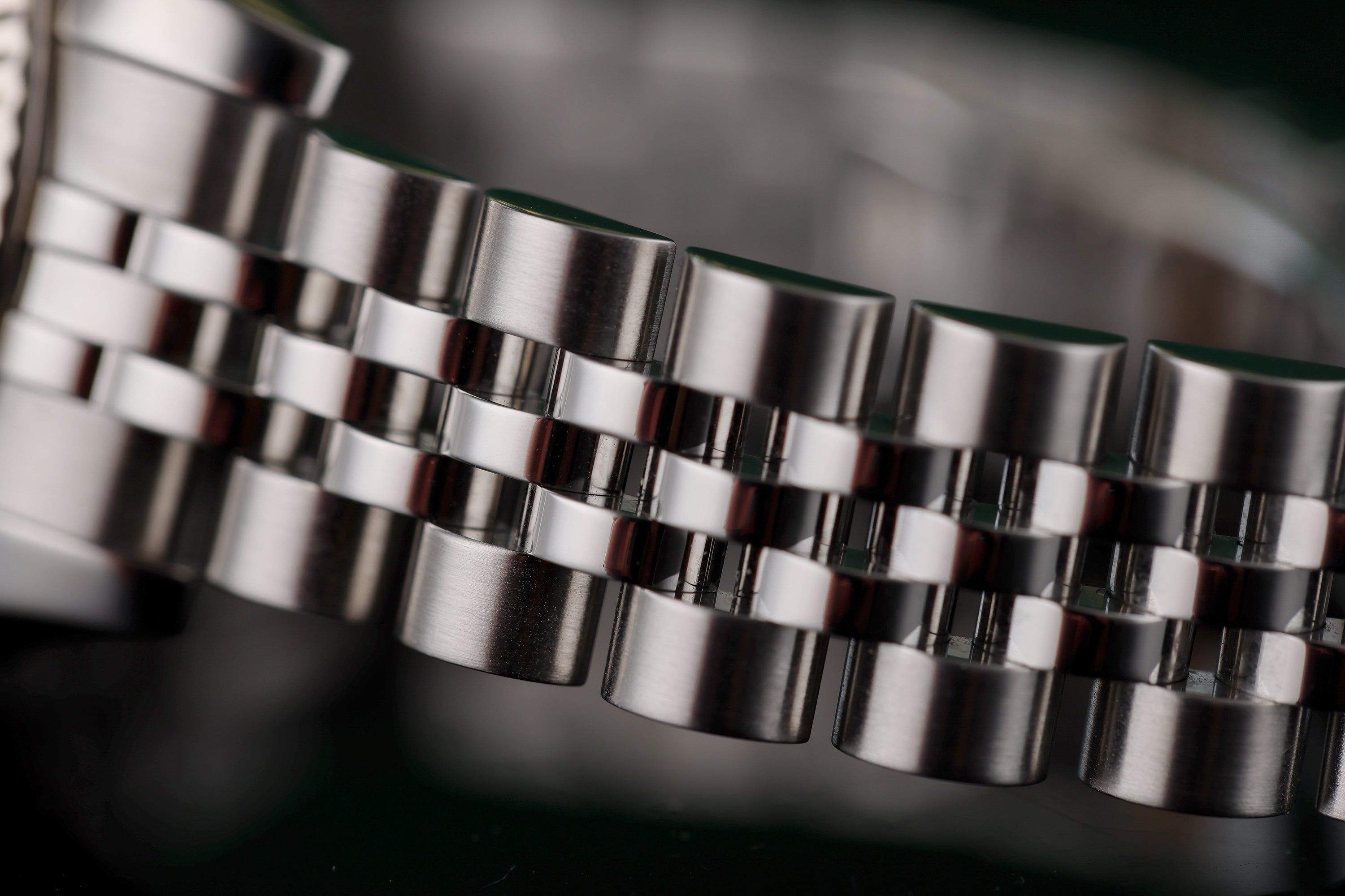 Rolex Lady DateJust | 26mm | REF. 179174 | Black Dial | Stainless Steel & 18k White Gold | Box & Papers | 2008